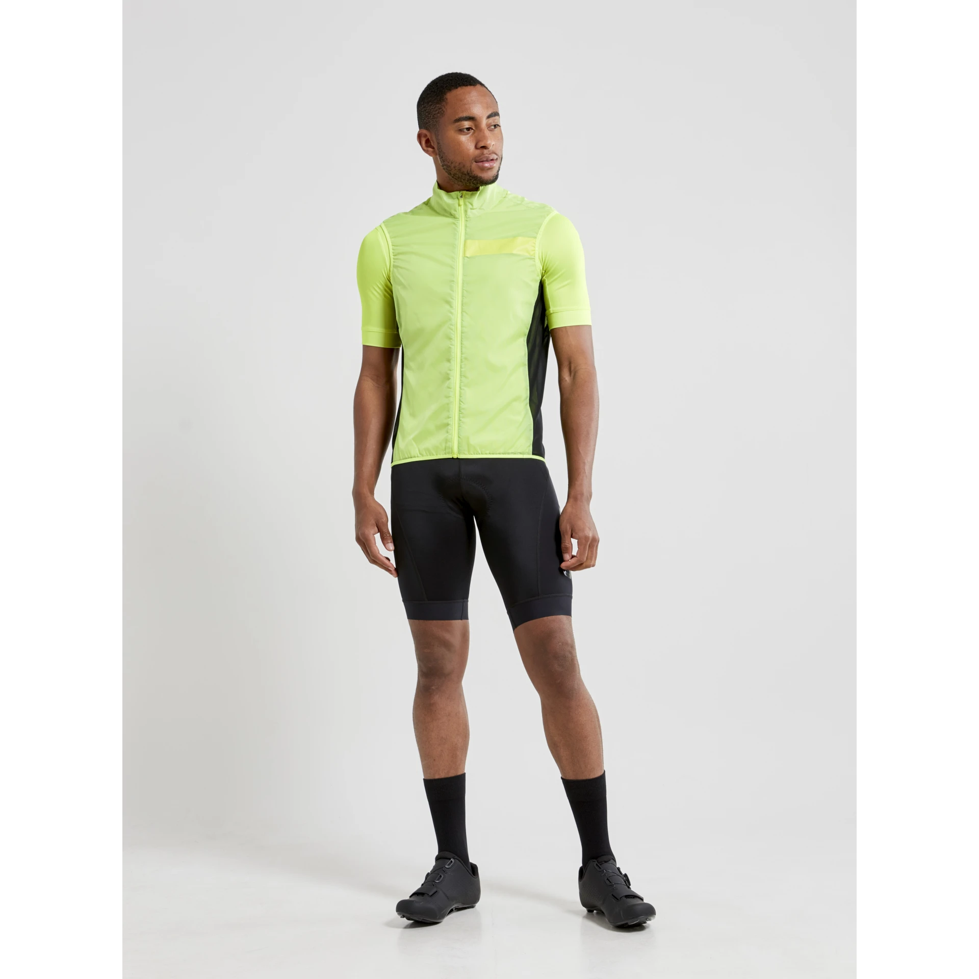 CRAFT Adv_Essence_Light_Wind_Vest_M 1908814 851000 FLUMINO
