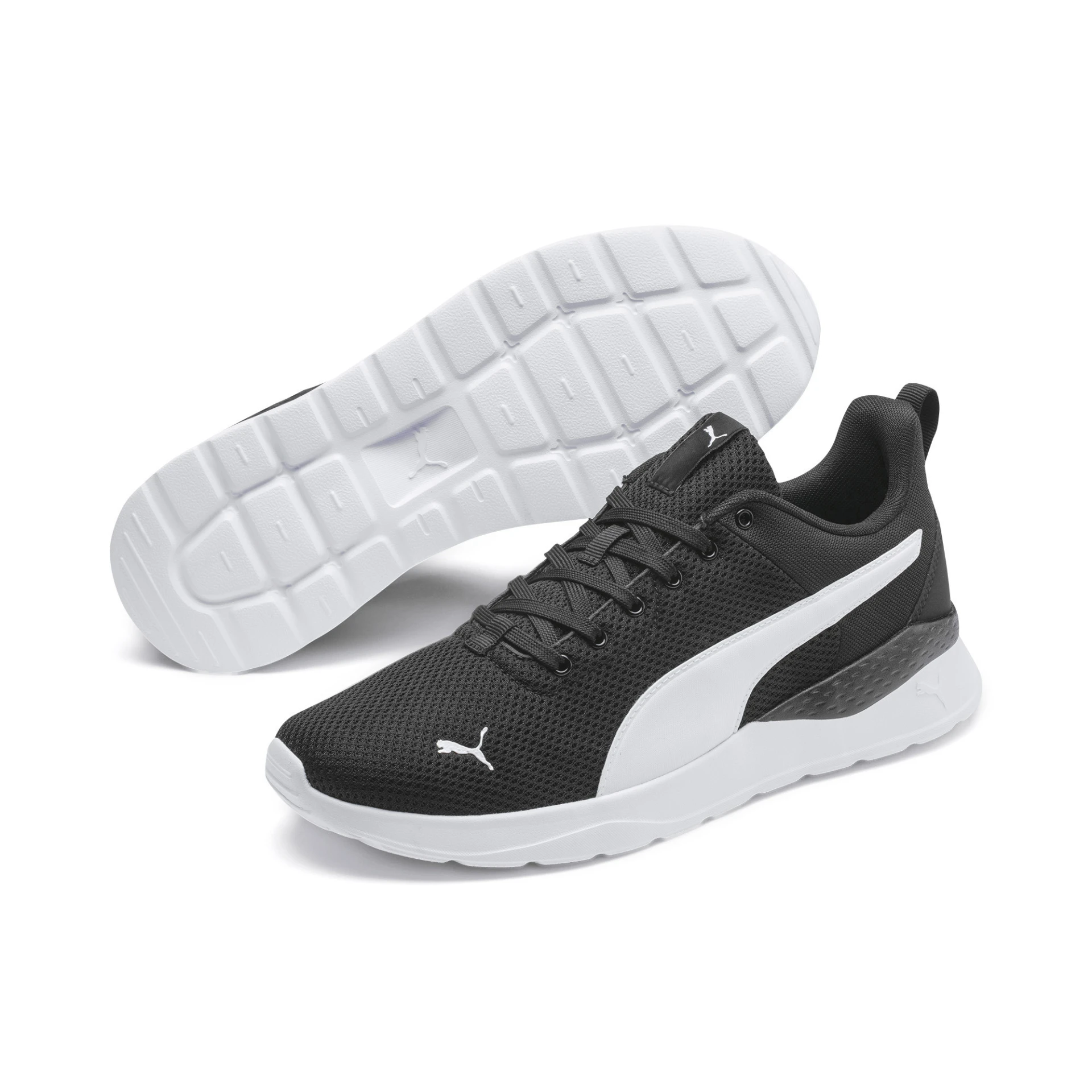 002 PUMA BLACK-PUMA WHITE