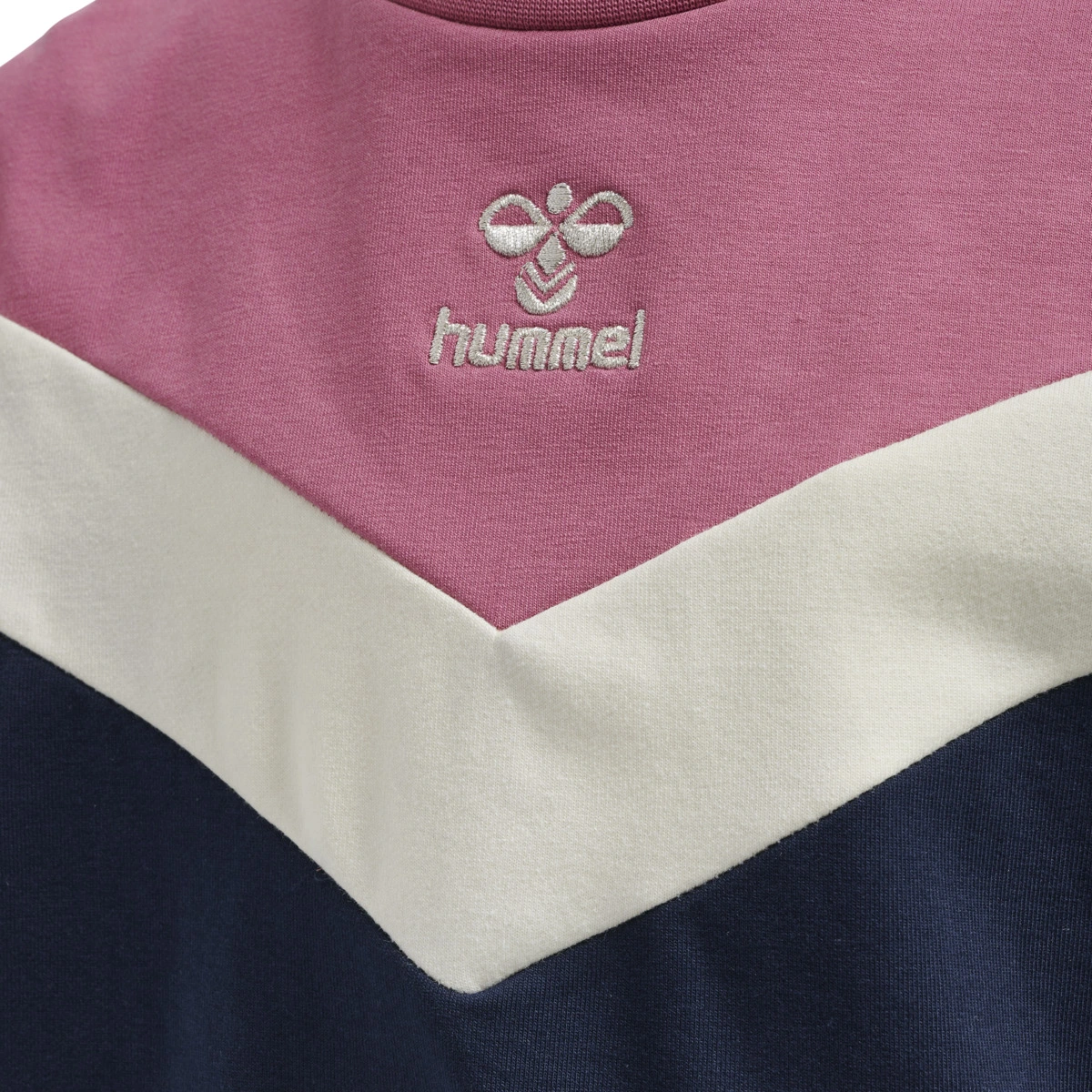 HUMMEL HUMMEL_Kinder_Sweatshirt_hmlALVILDA_SWEATSHIRT 213535 1009 BLACK IRIS