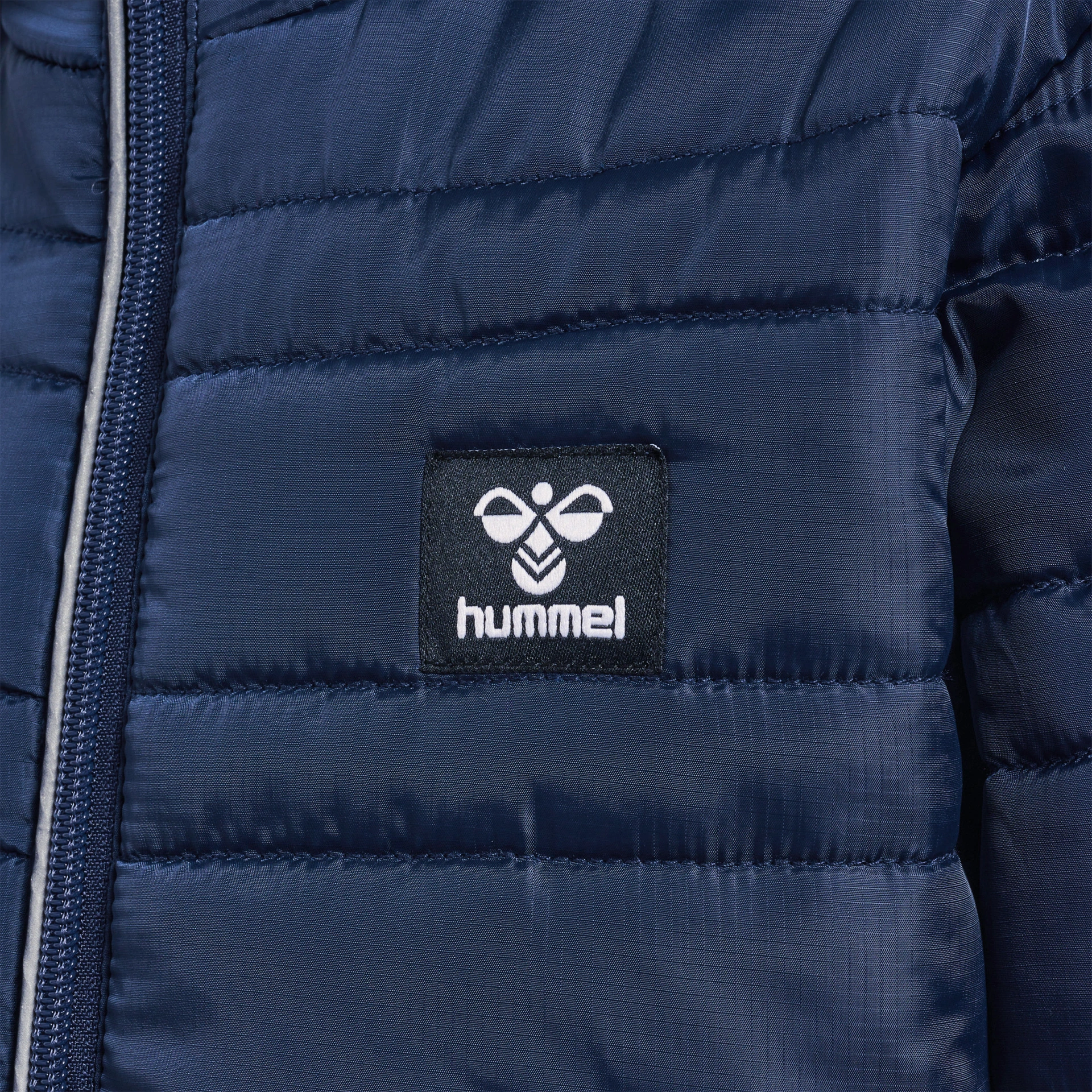 HUMMEL hmlBILBO_TEX_JACKET___BLACK_IRIS___134 220609 1009 BLACK IRIS