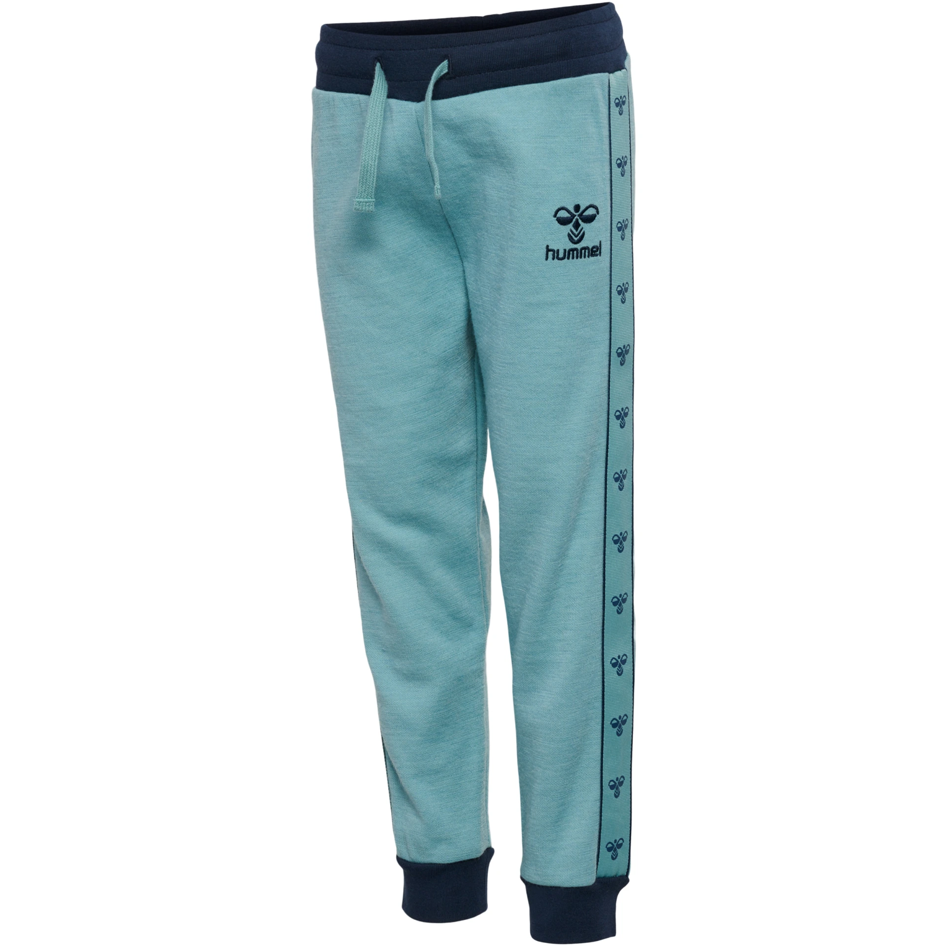 7135 MINERAL BLUE