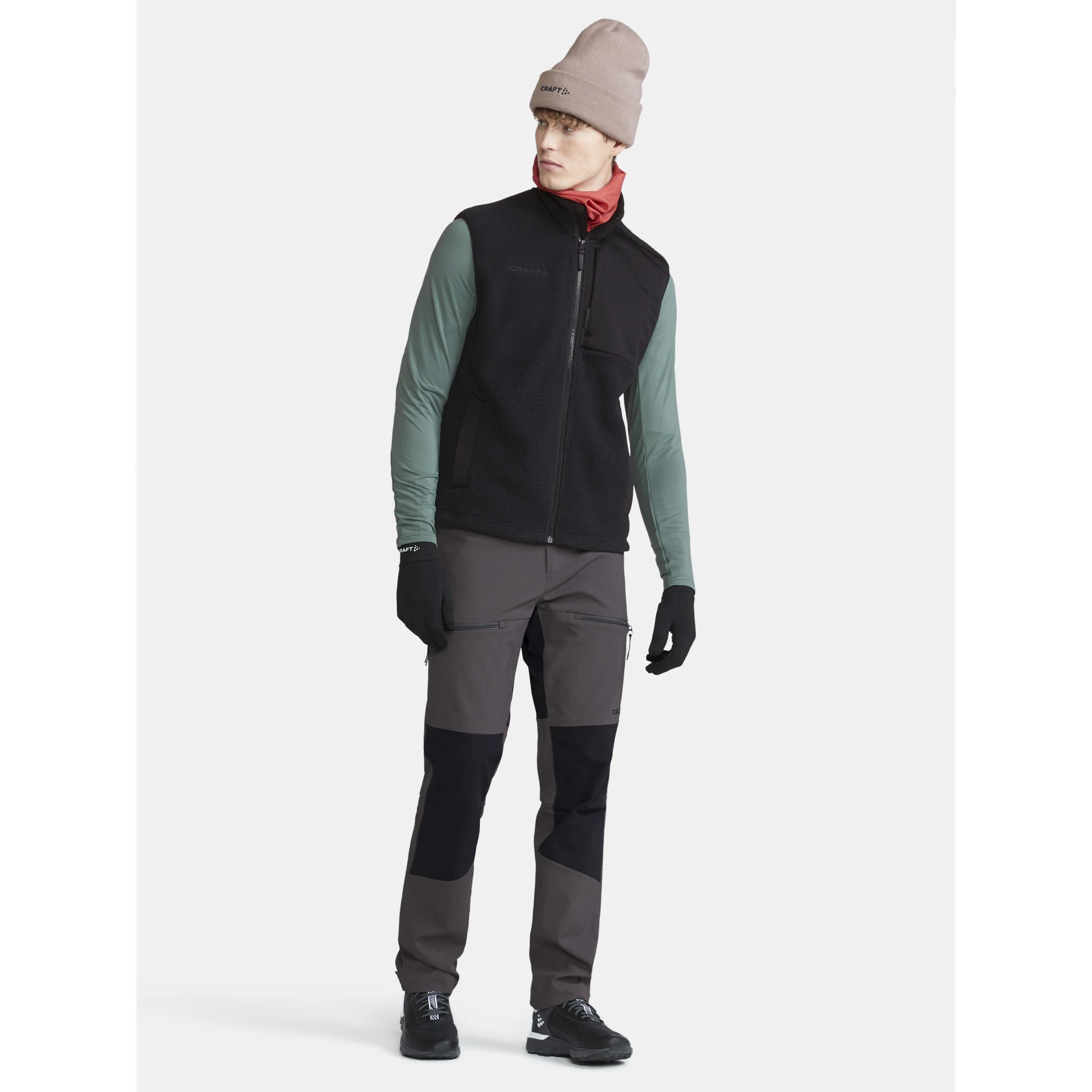 CRAFT ADV_Explore_Pile_Fleece_Vest_M 1913810 999000 BLACK