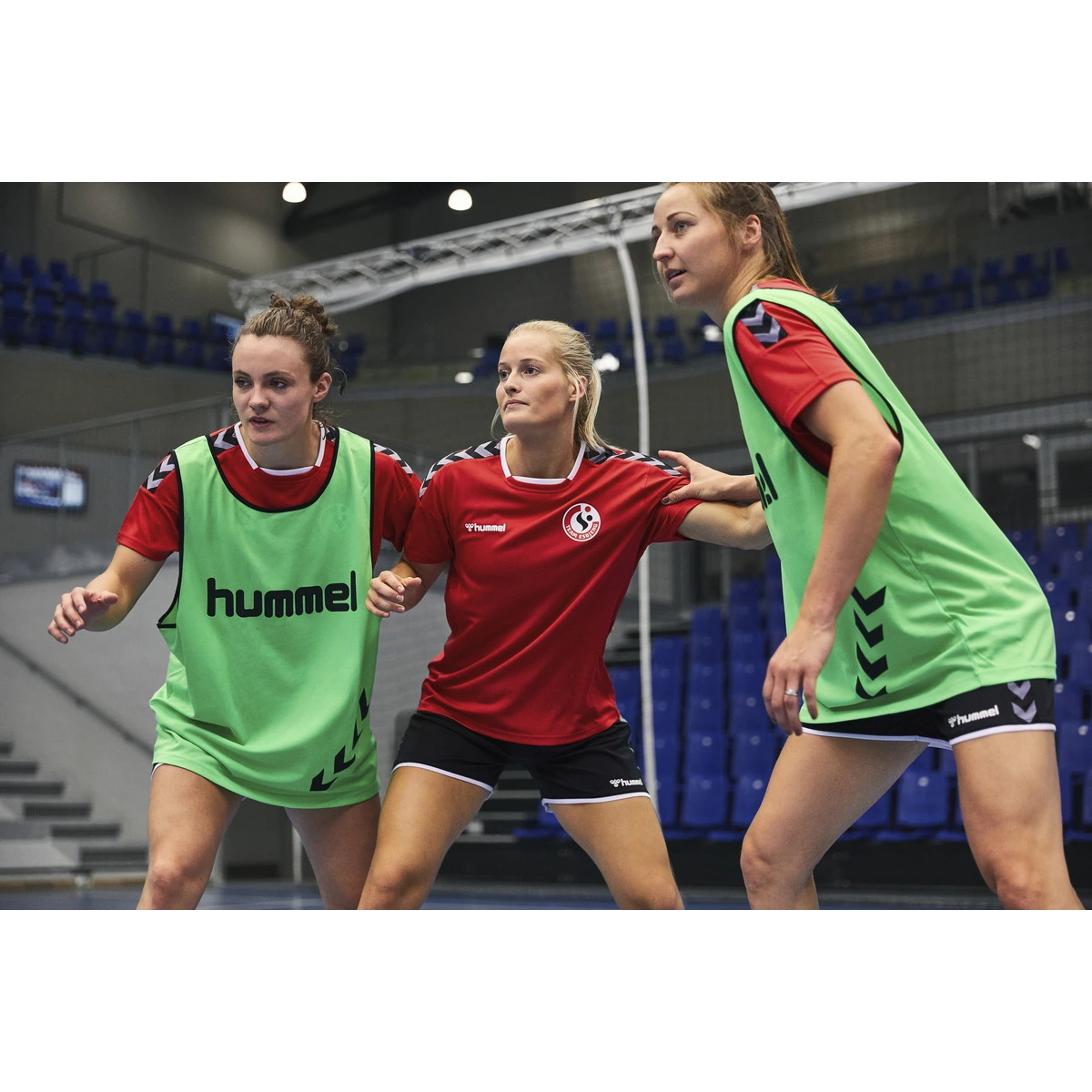 HUMMEL Fussball___Teamsport_Textil___Trikots_Authentic_Poly_Trikot_kurzarm_Damen 204921 3062 TRUE RED