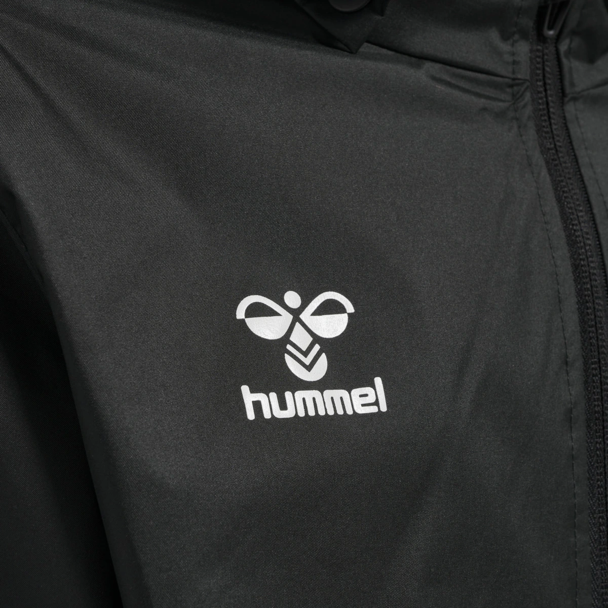 HUMMEL HUMMEL_Unisex_Kids_hmlCORE_XK_SPRAY_JACKET_KIDS 211487 2001 BLACK