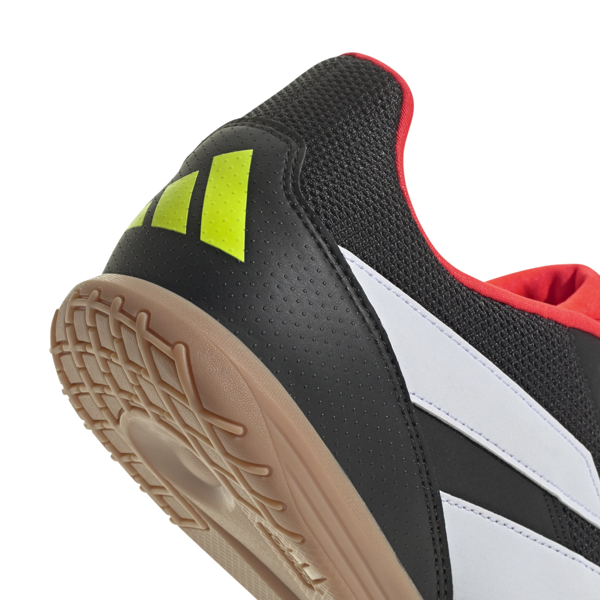 ADIDAS PREDATOR_CLUB_IN_SALA IG5448 000 CBLACK/FTWWHT/SOLRED