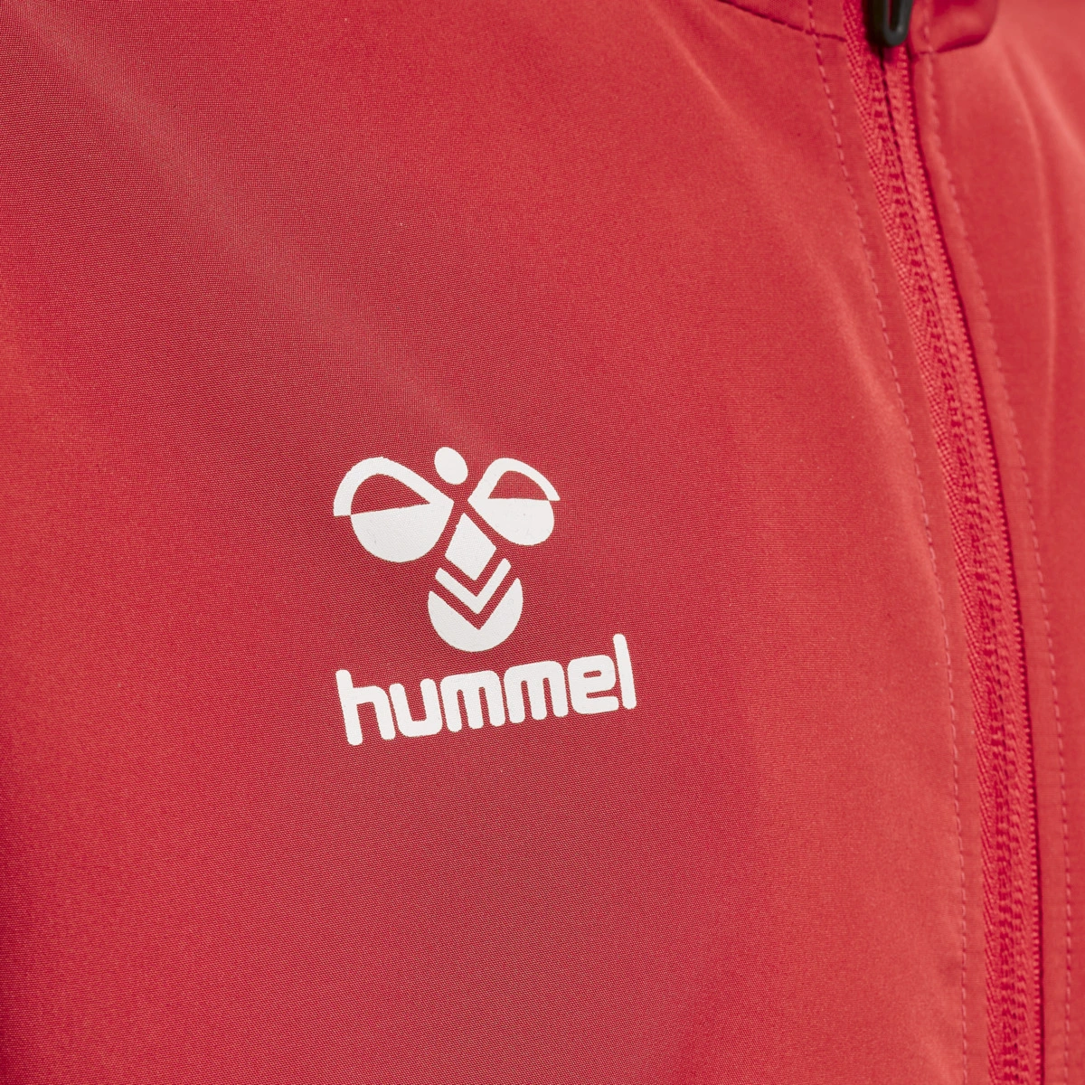 HUMMEL HUMMEL_Unisex_Kids_hmlCORE_XK_MICRO_ZIP_JACKET_KIDS 212654 3062 TRUE RED