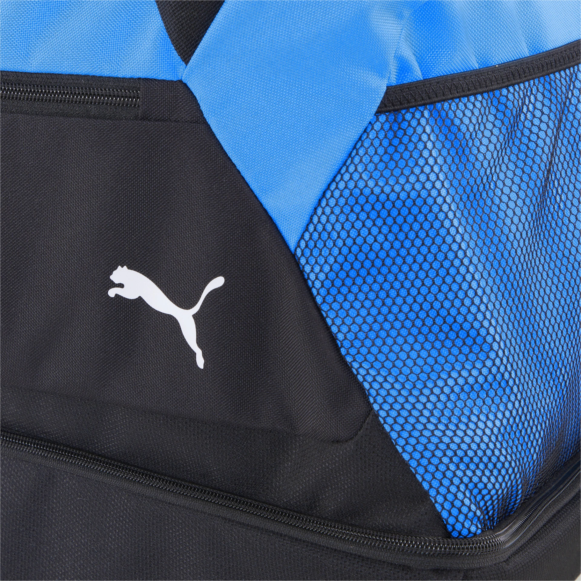 PUMA teamGOAL_Teambag_M_BC_Boot_Compartment 090236 002 ELECTRIC BLUE LEMONADE-PUM