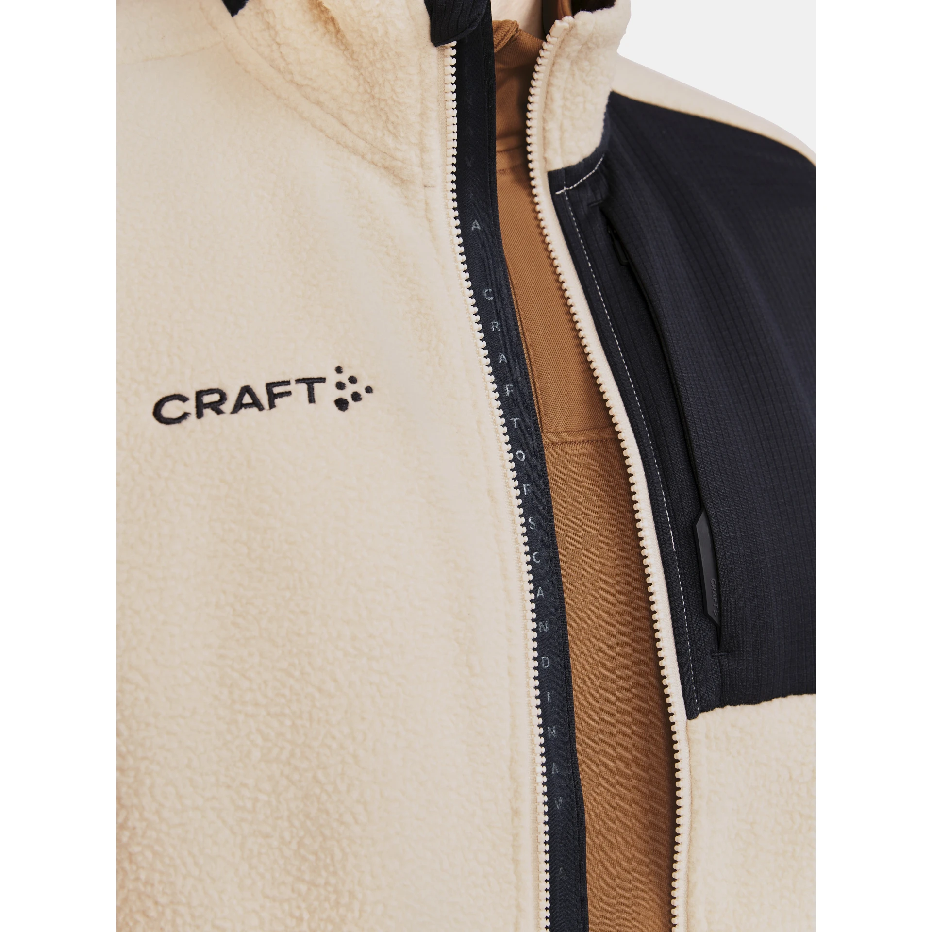 CRAFT ADV_Explore_Pile_Fleece_Vest_M 1913810 211999 ECRU-BLACK