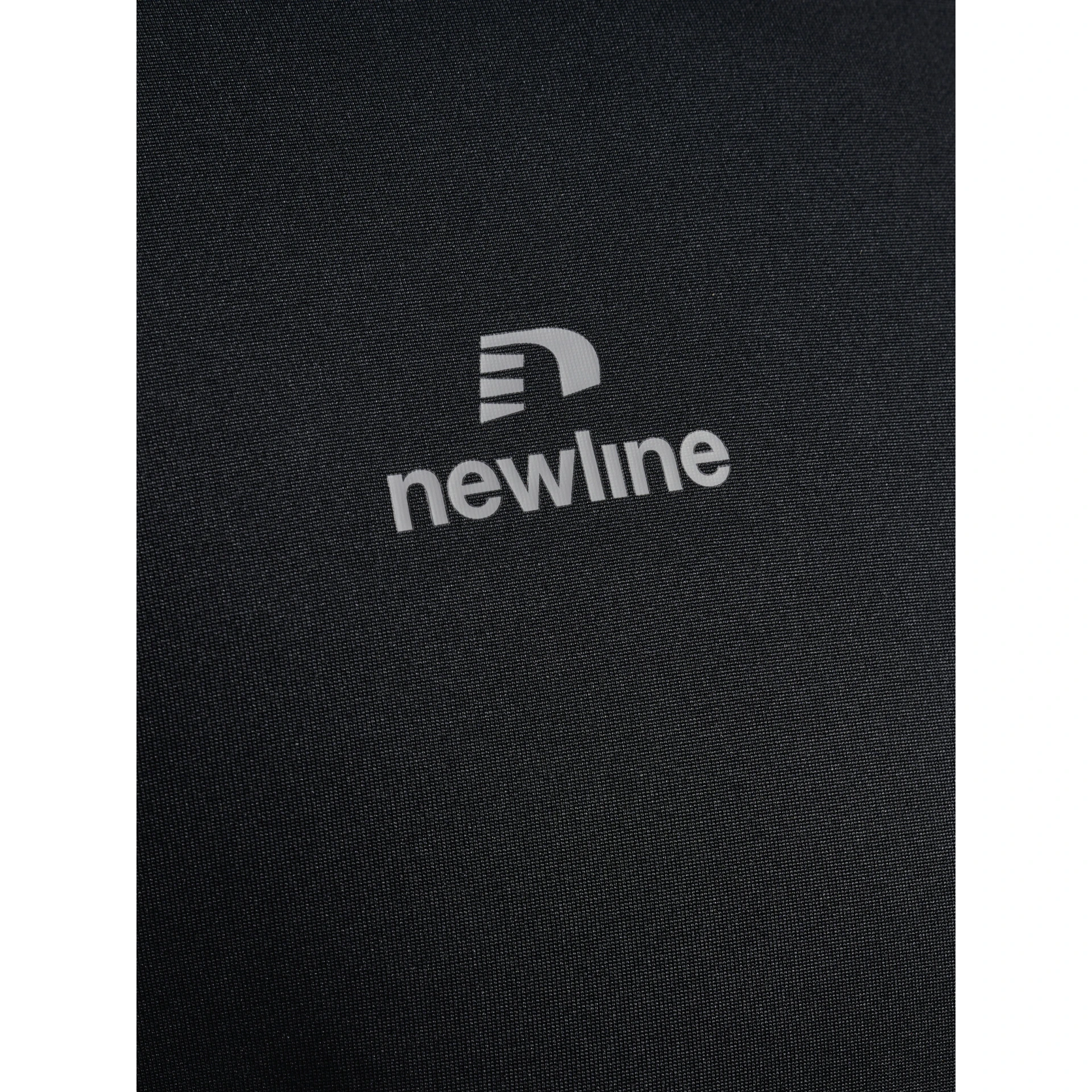 NEWLINE nwlBEAT_T_SHIRT_L_S 224592 2001 BLACK