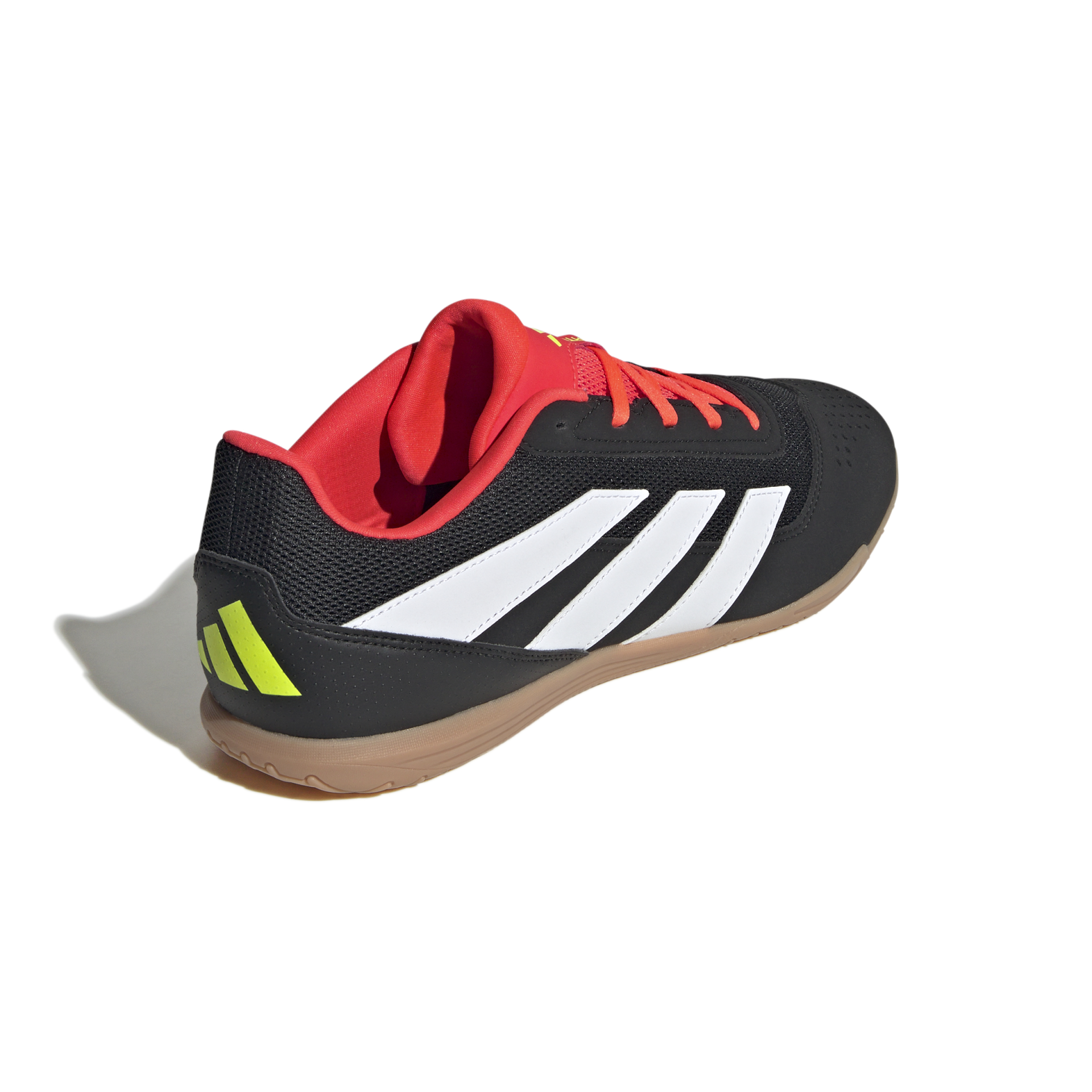 ADIDAS PREDATOR_CLUB_IN_SALA IG5448 000 CBLACK/FTWWHT/SOLRED