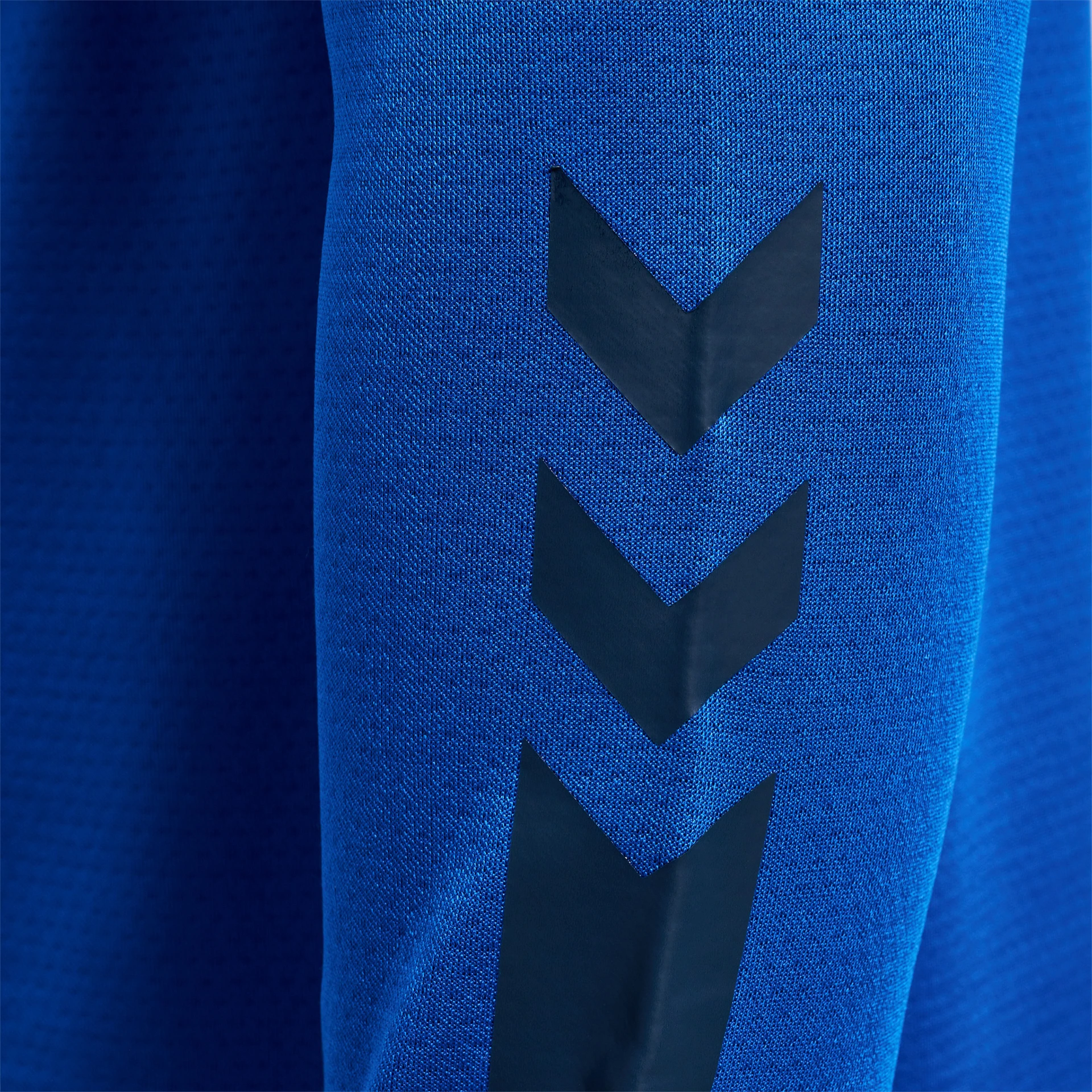 HUMMEL hmlACTIVE_PL_HALF_ZIP___PRINCESS_BLUE___L 221893 7251 PRINCESS BLUE