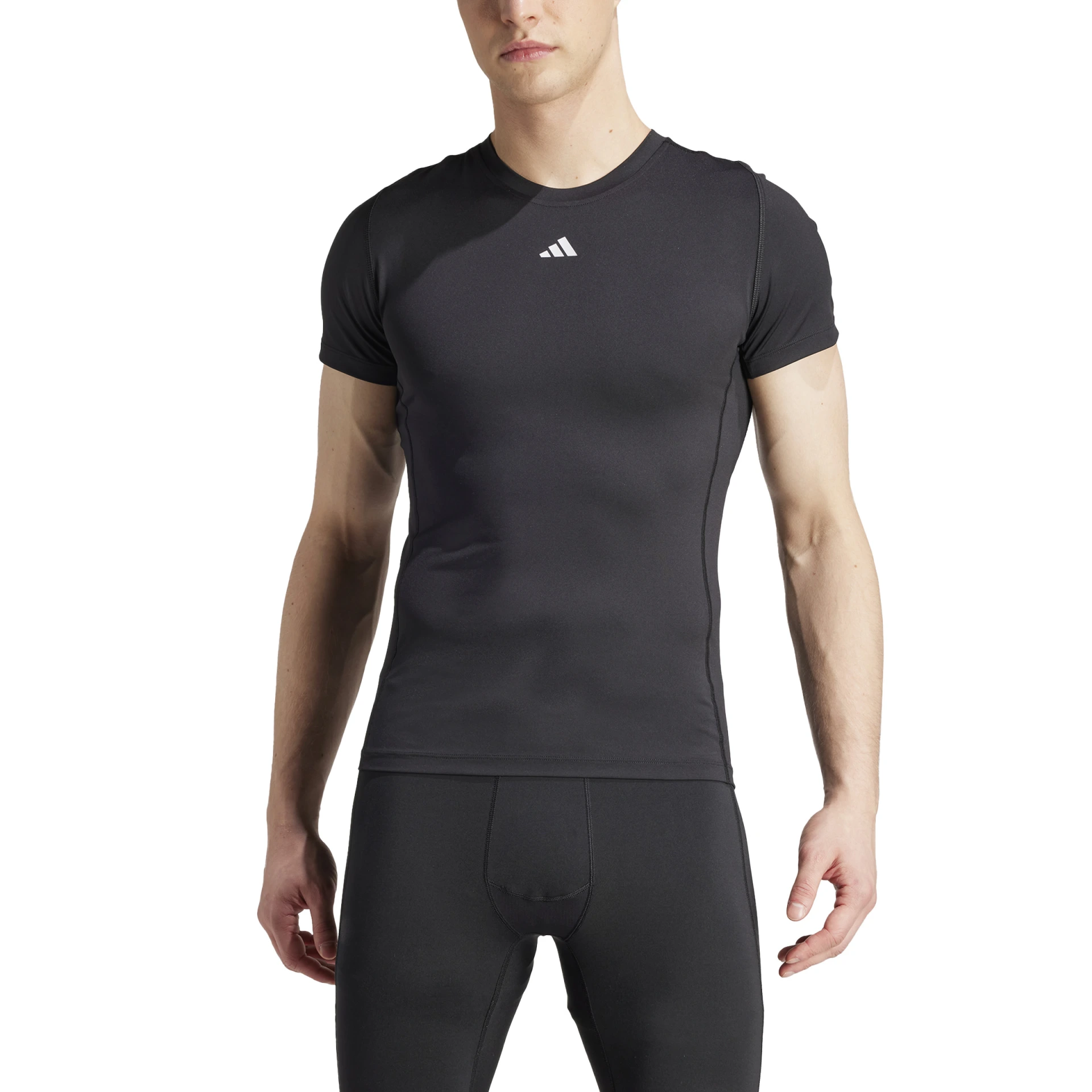ADIDAS TF_SS_TEE_M IS7606 000 BLACK