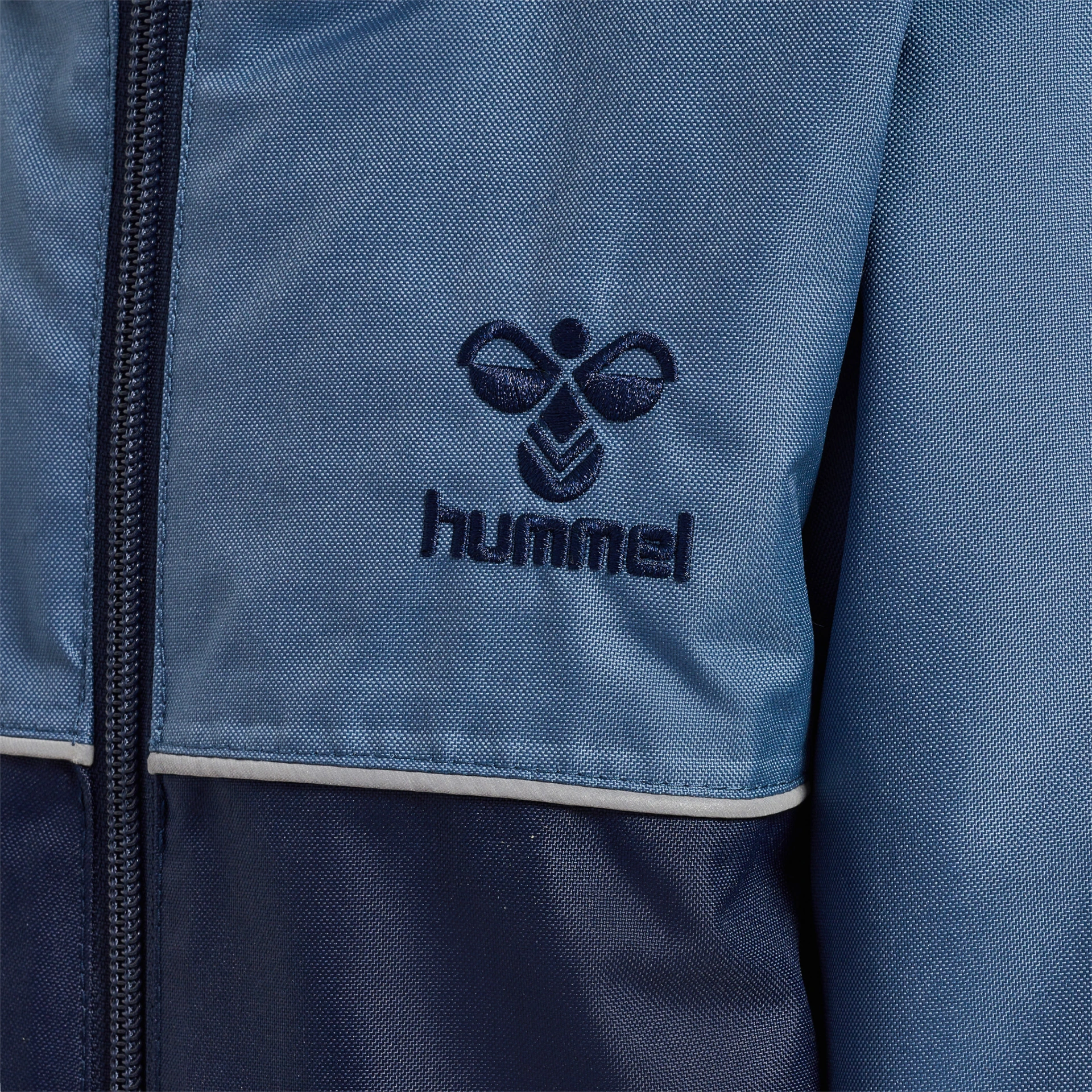 HUMMEL hmlSNOOPY_TEX_SNOWSUIT___BLACK_IRIS___74 220582 1009 BLACK IRIS