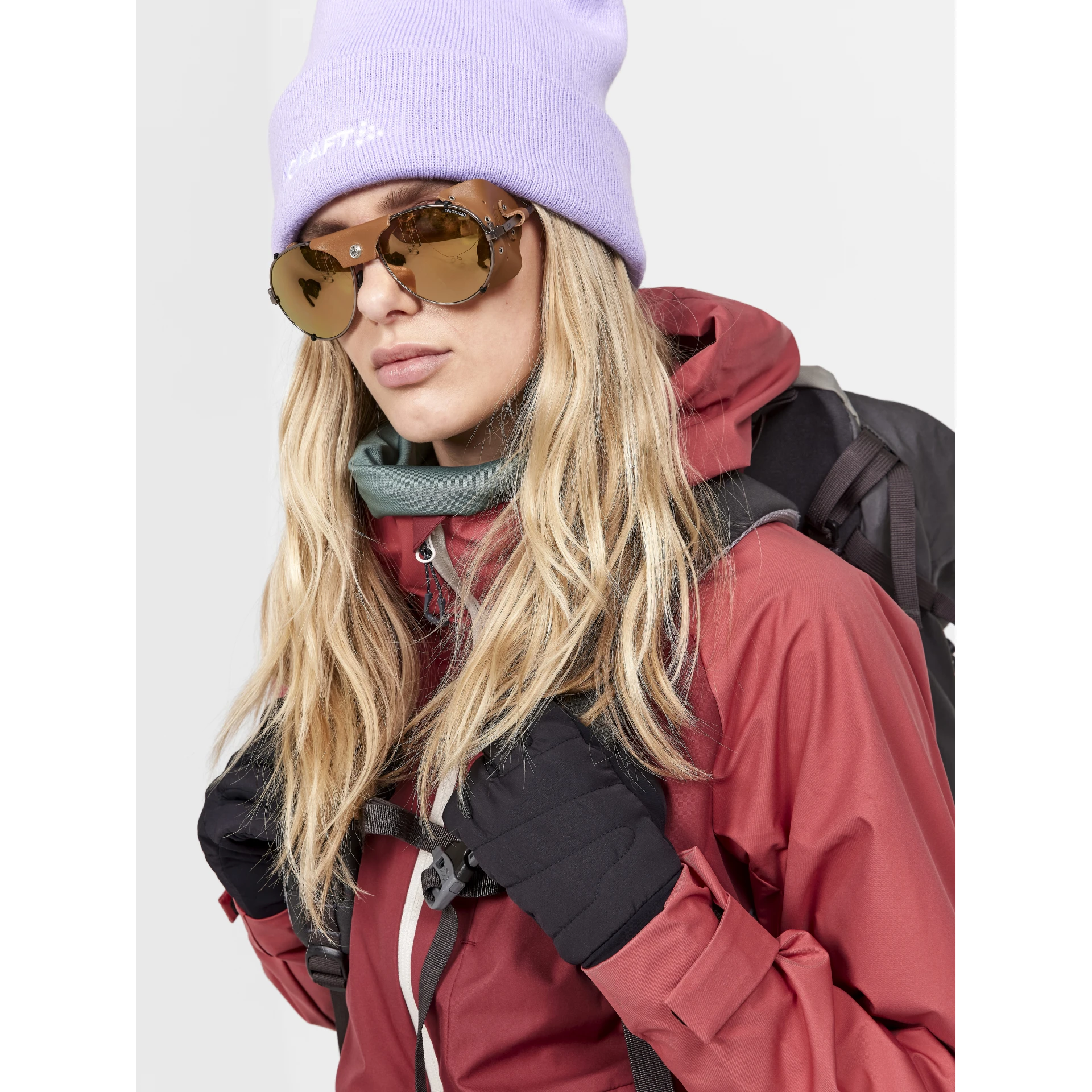CRAFT ADV_Backcountry_Jacket_W 1912438 421447 ASTRO-DK ASTRO