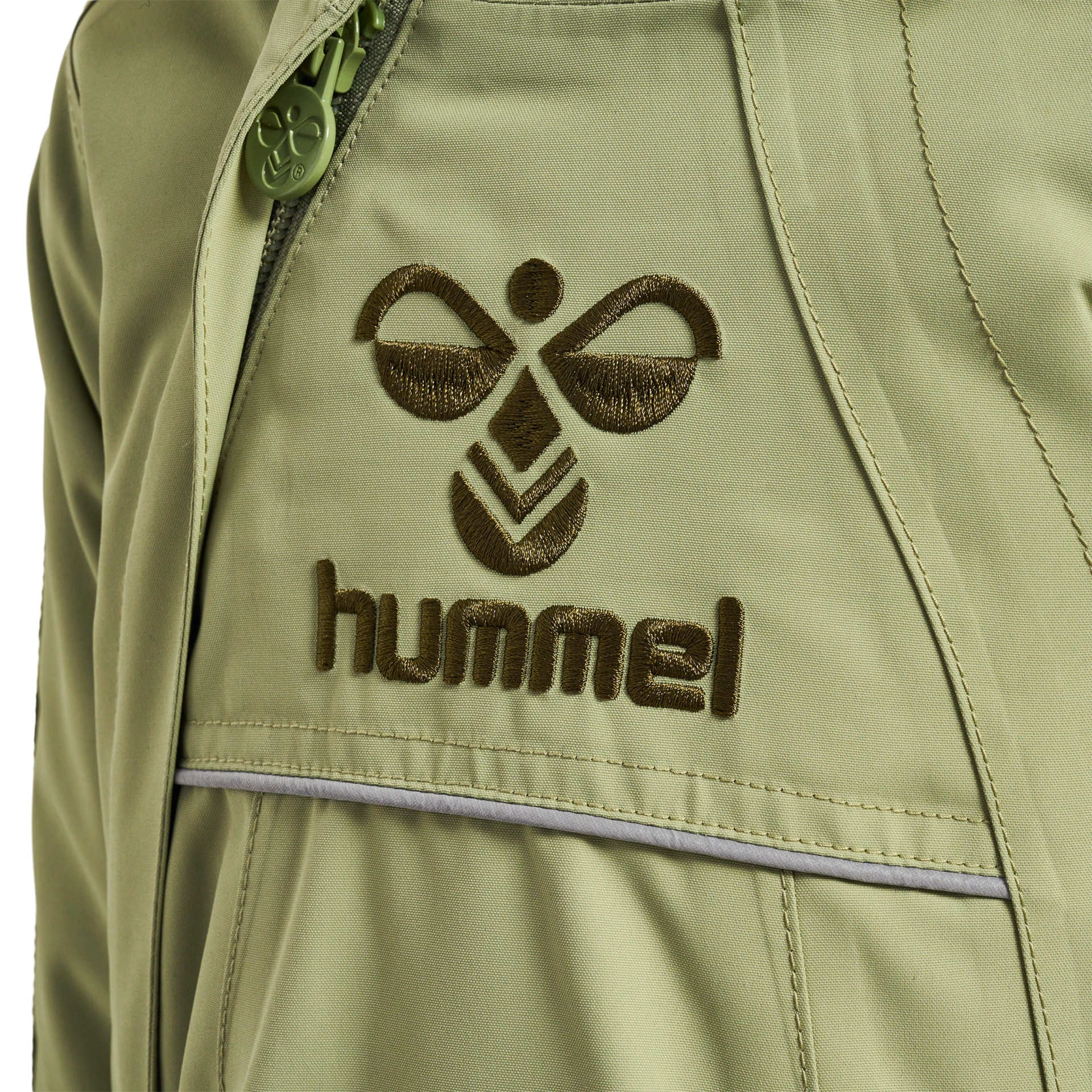 HUMMEL hmlJESSIE_TEX_JACKET___OIL_GREEN___74 220583 7400 OIL GREEN