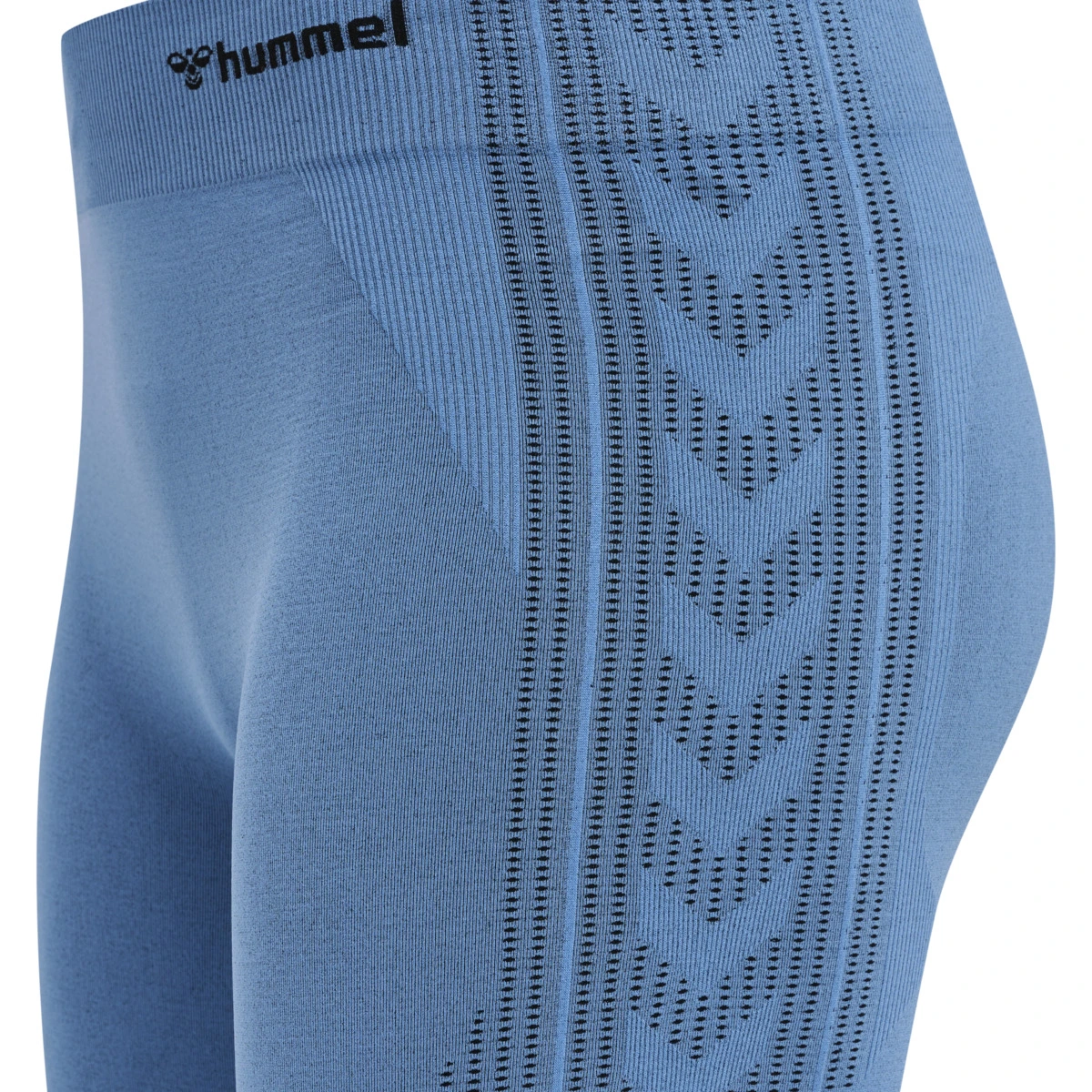 HUMMEL hmlSHAPING_SEAMLESS_MW_SHORTS 216774 8563 MARINA