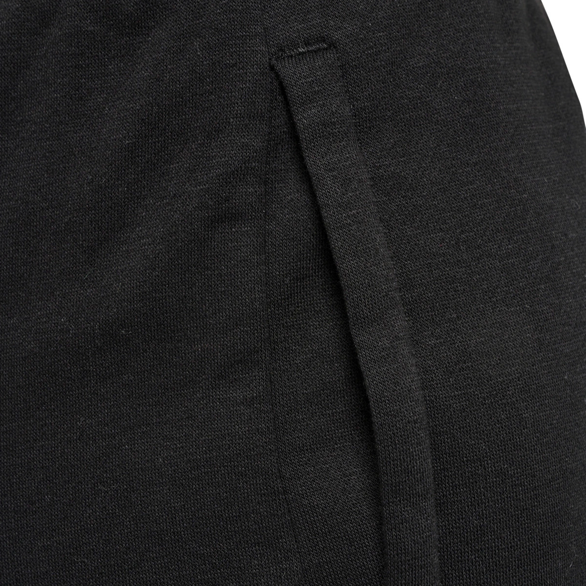 HUMMEL hmlRED_BASIC_SWEAT_SHORTS_KIDS 216971 2001 BLACK