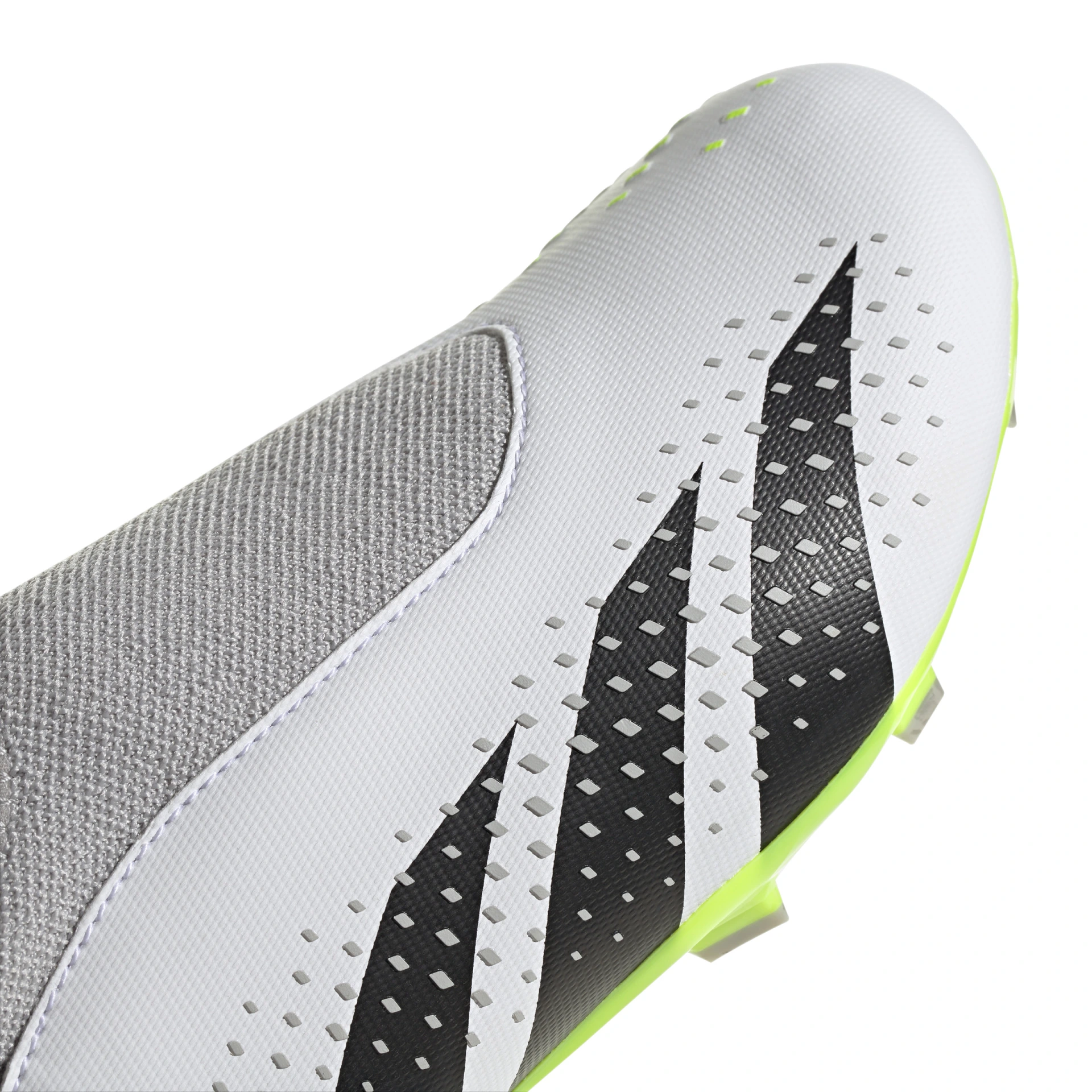 ADIDAS PREDATOR_ACCURACY3_LL_FG_J IF2265 000 FTWWHT/CBLACK/LUCLEM