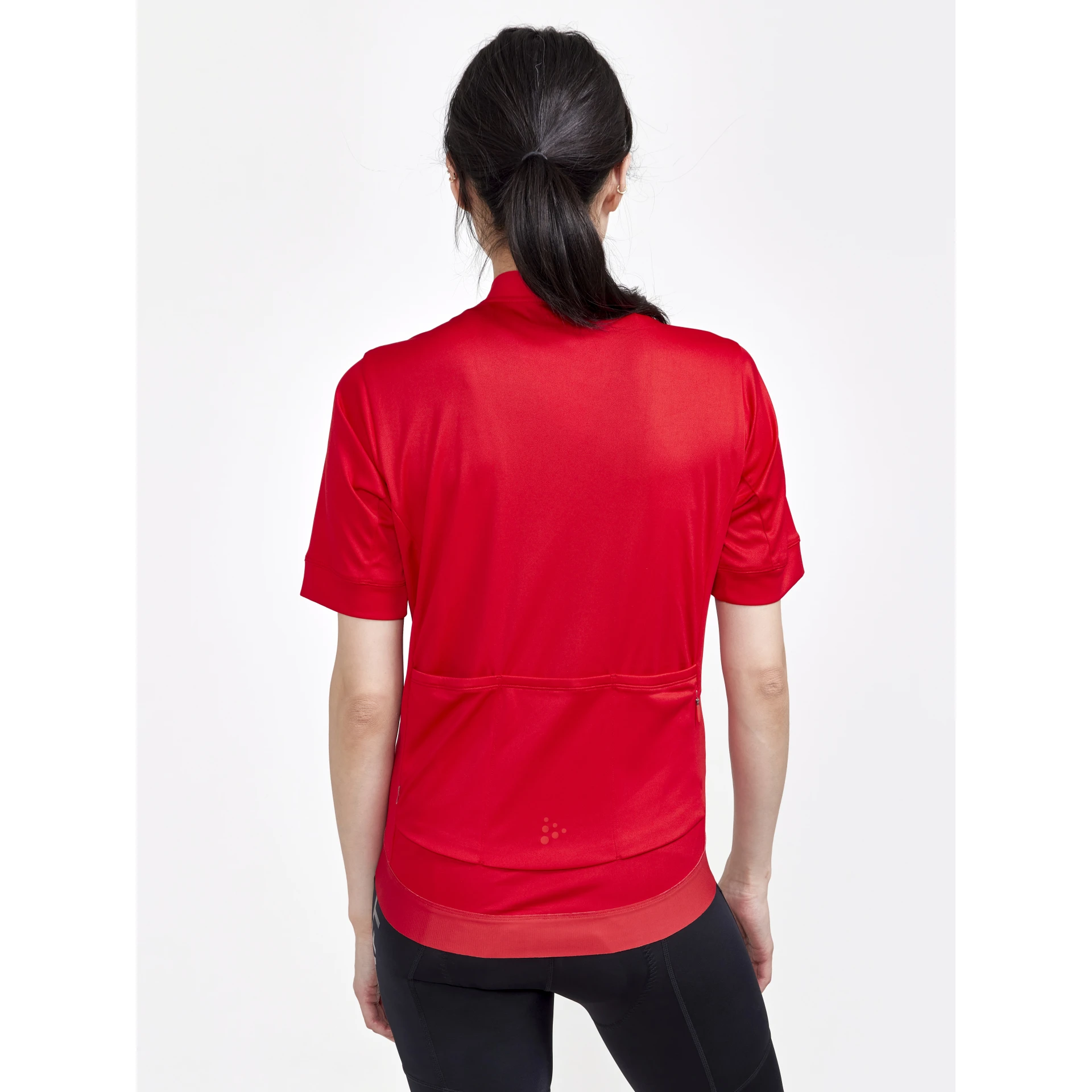 CRAFT Core_Essence_Jersey_Regular_Fit_W 1913164 430000 BRIGHT RED