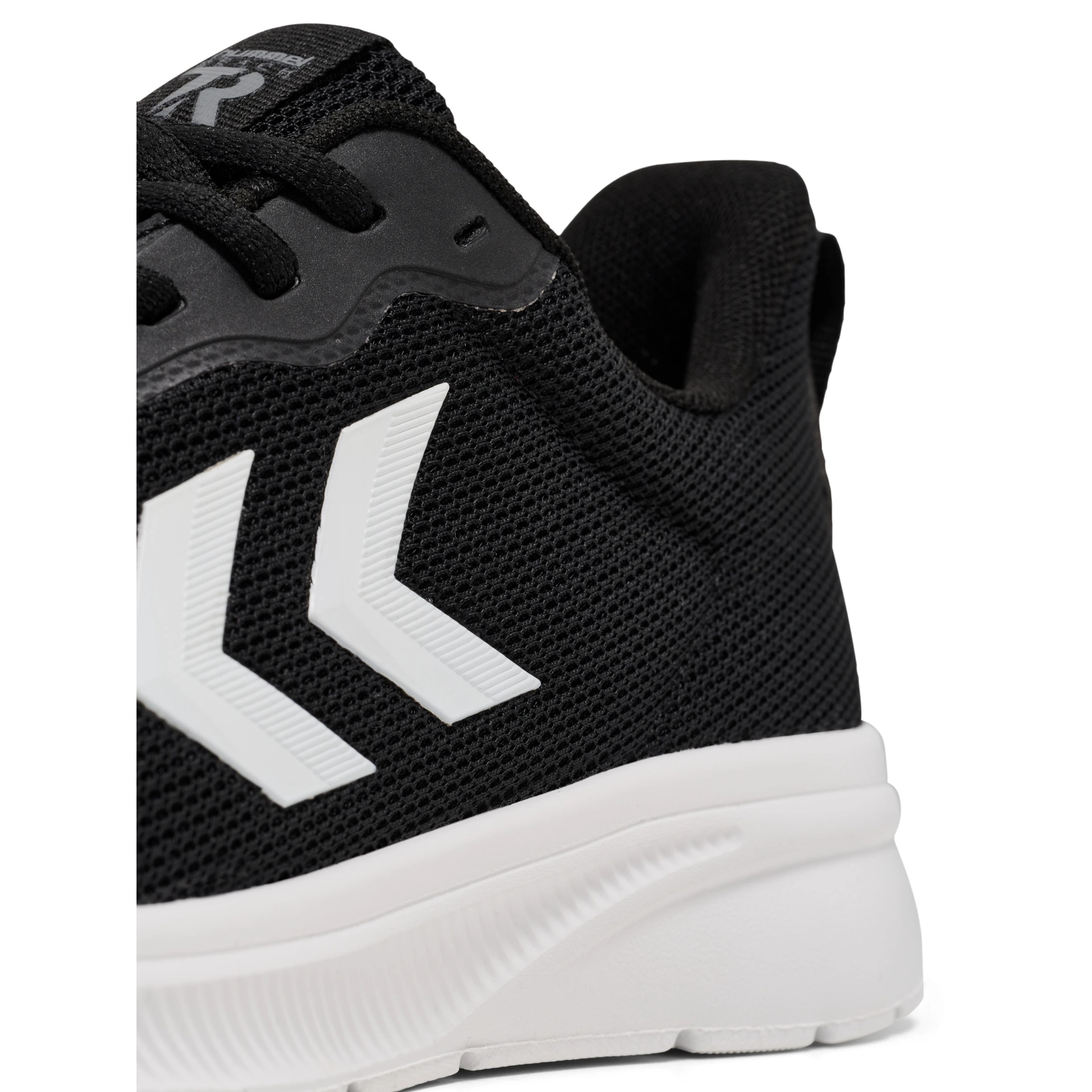 HUMMEL REACH TR BREATHER HUMMEL REACH_TR_BREATHER 225227 2001 BLACK