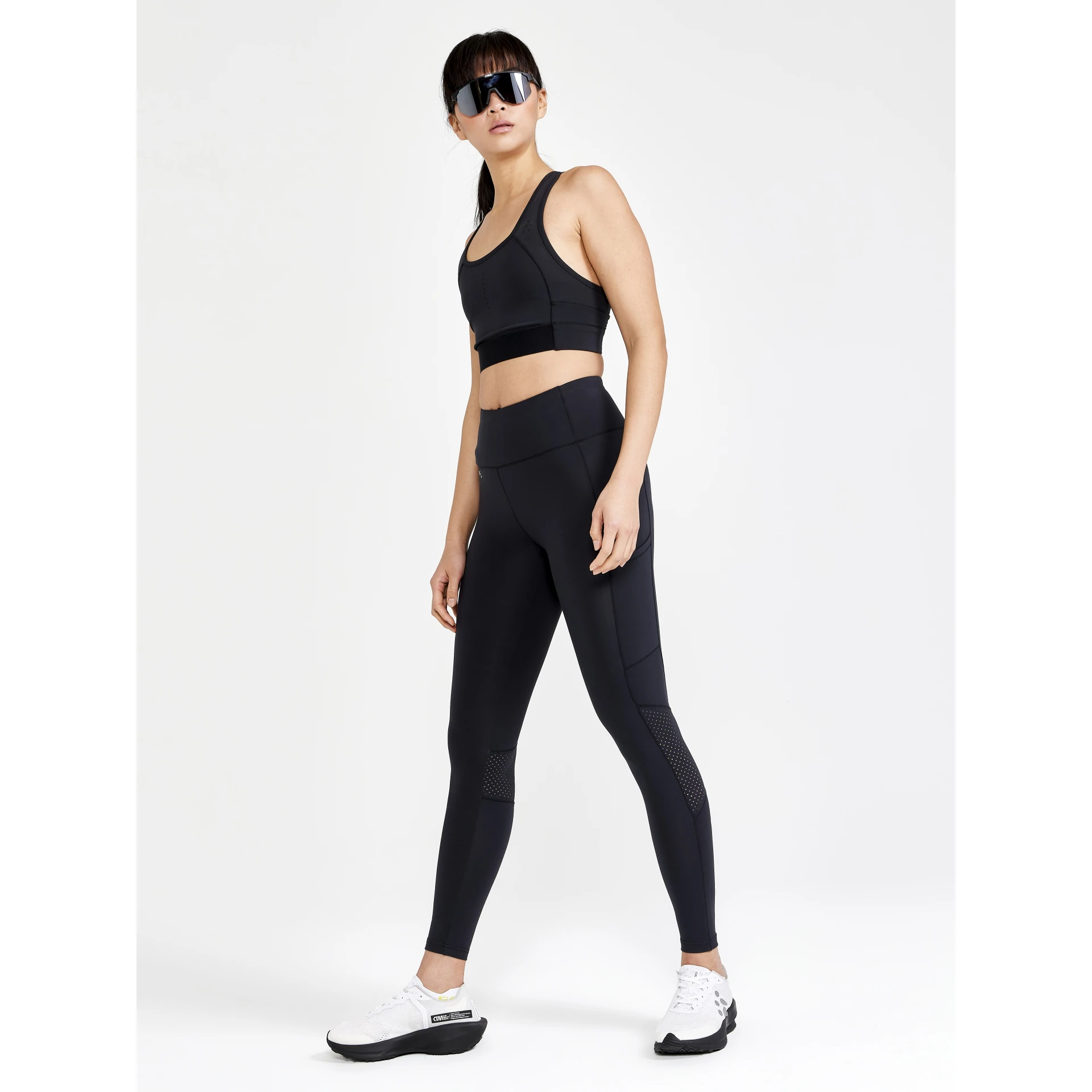 CRAFT ADV_Essence_Tights_2_W 1911916 999000 BLACK