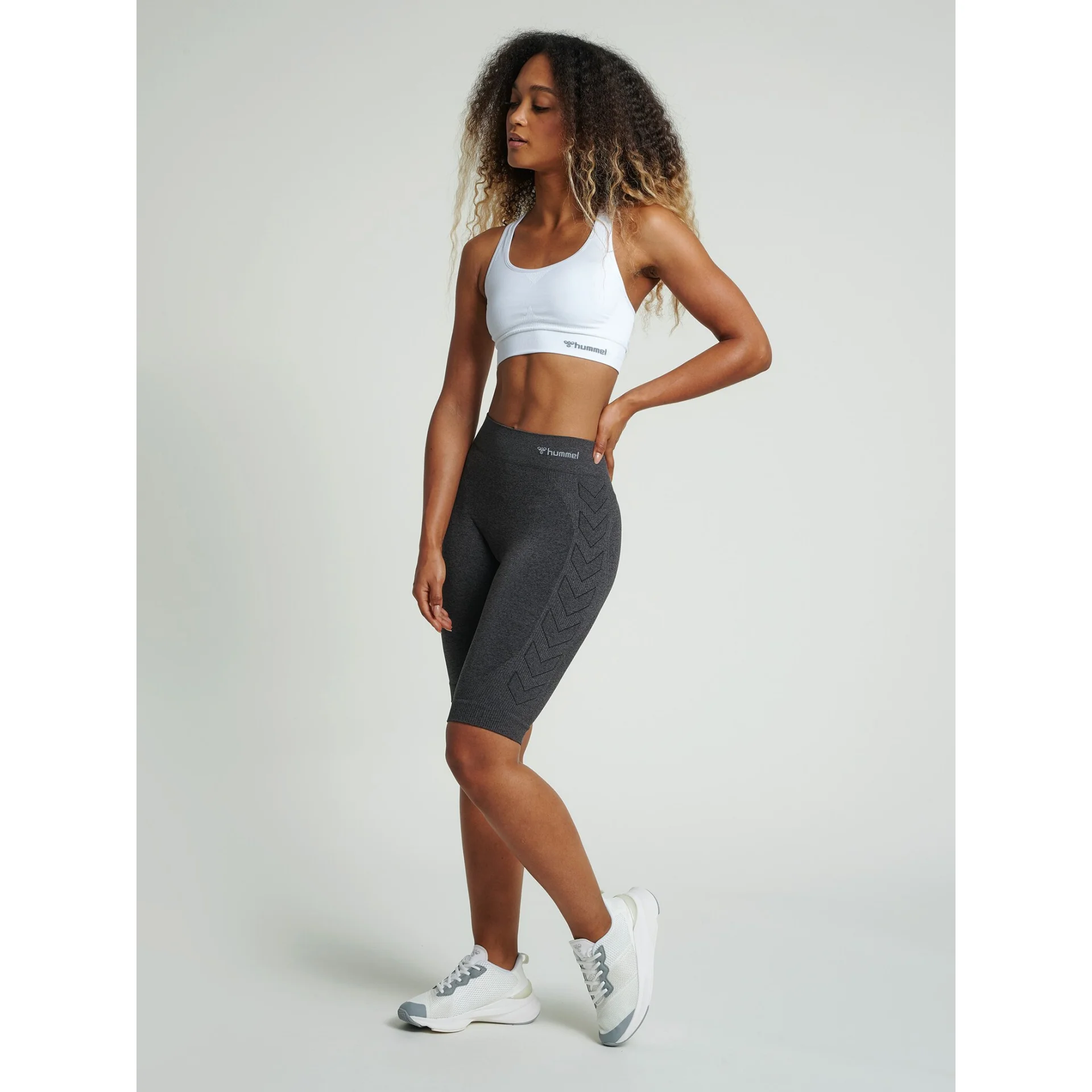 HUMMEL Damen_BH_hmlTIF_SEAMLESS_SPORTS_TOP 210490 9001 WHITE