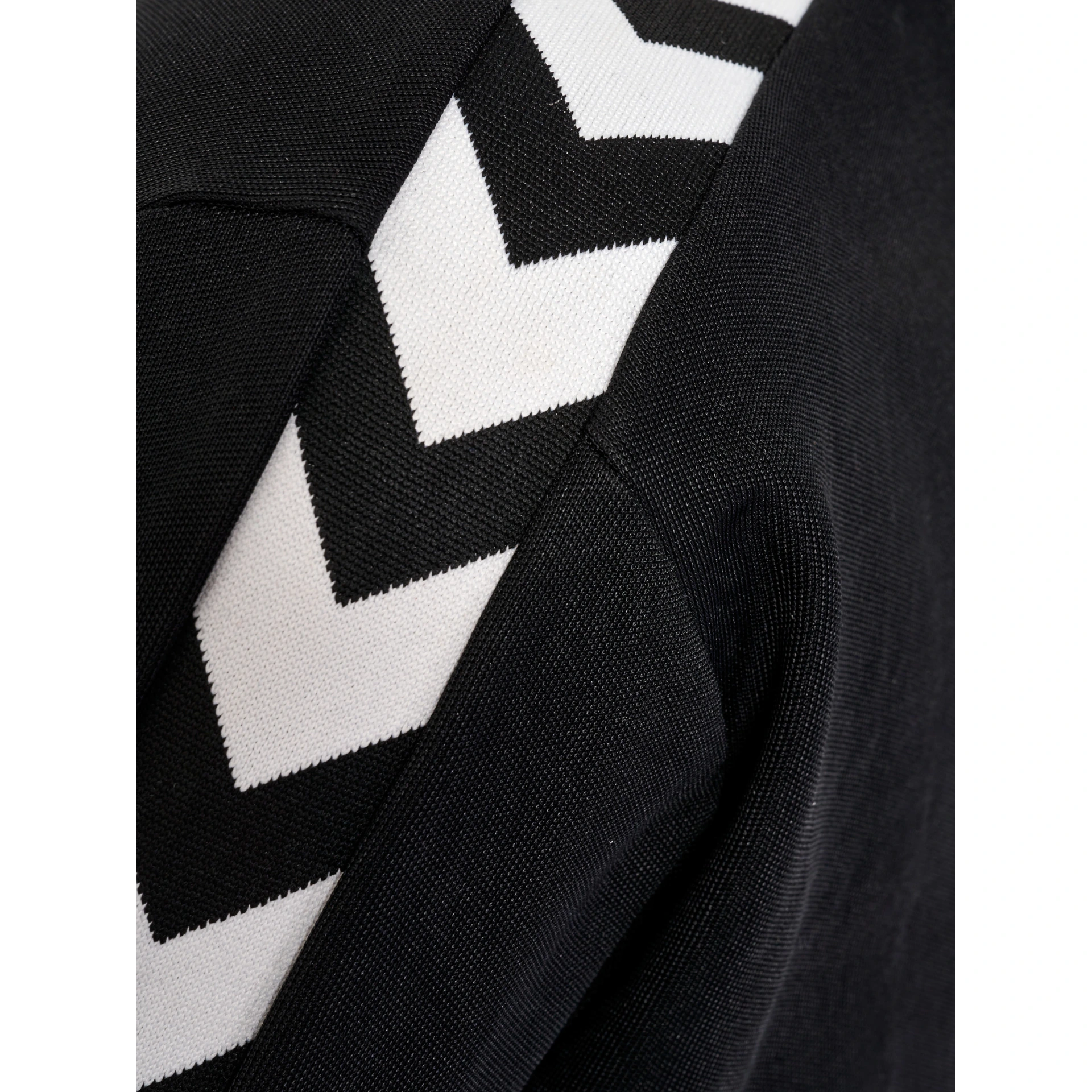 HUMMEL hmlARCHIVE_REGULAR_POLY_ZIP_JACKET 225251 2001 BLACK