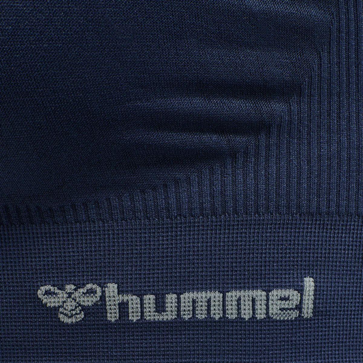HUMMEL HUMMEL_Female_hmlTIF_SEAMLESS_SPORTS_TOP 210490 1009 BLACK IRIS