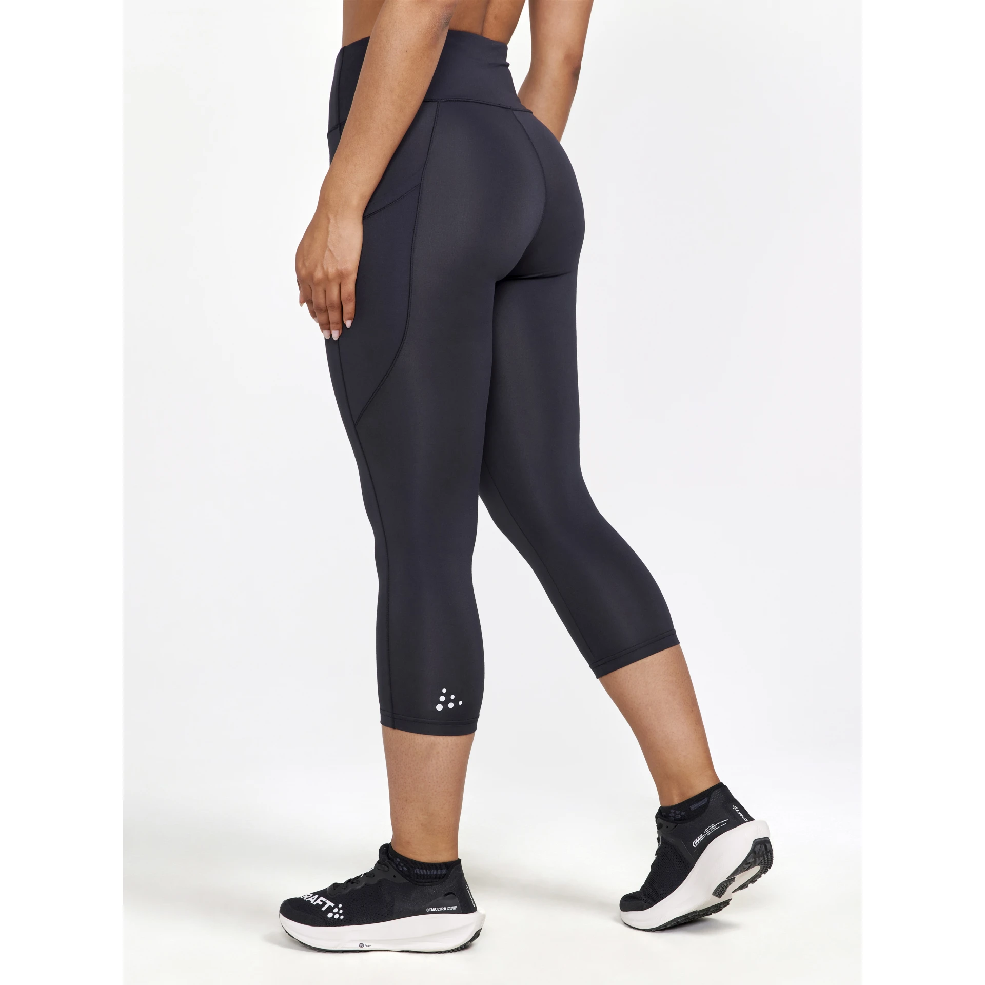 CRAFT ADV_Essence_Capri_Tights_2_W 1913209 999000 BLACK