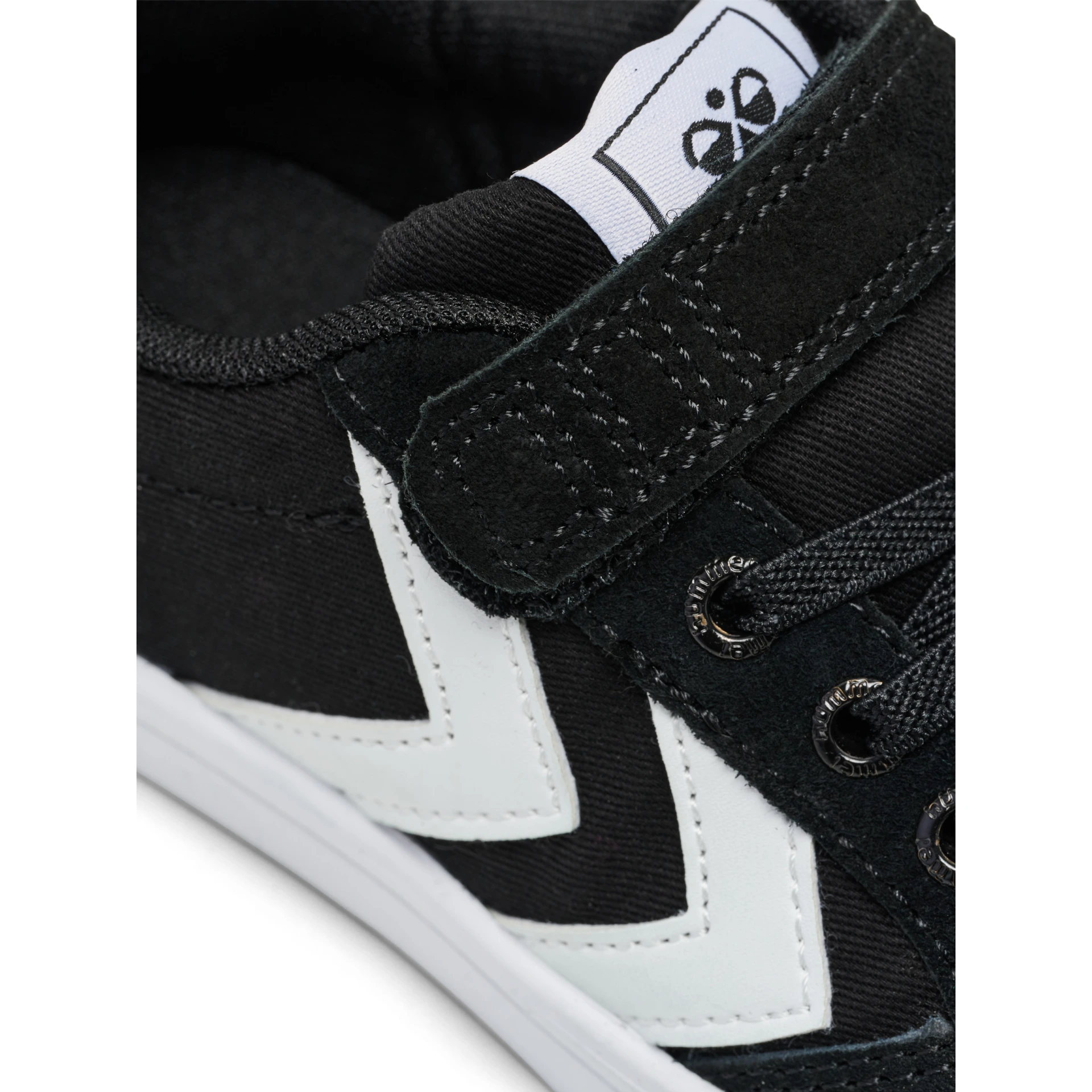 HUMMEL SLIMMER_STADIL_LOW_JR 204497 2001 BLACK
