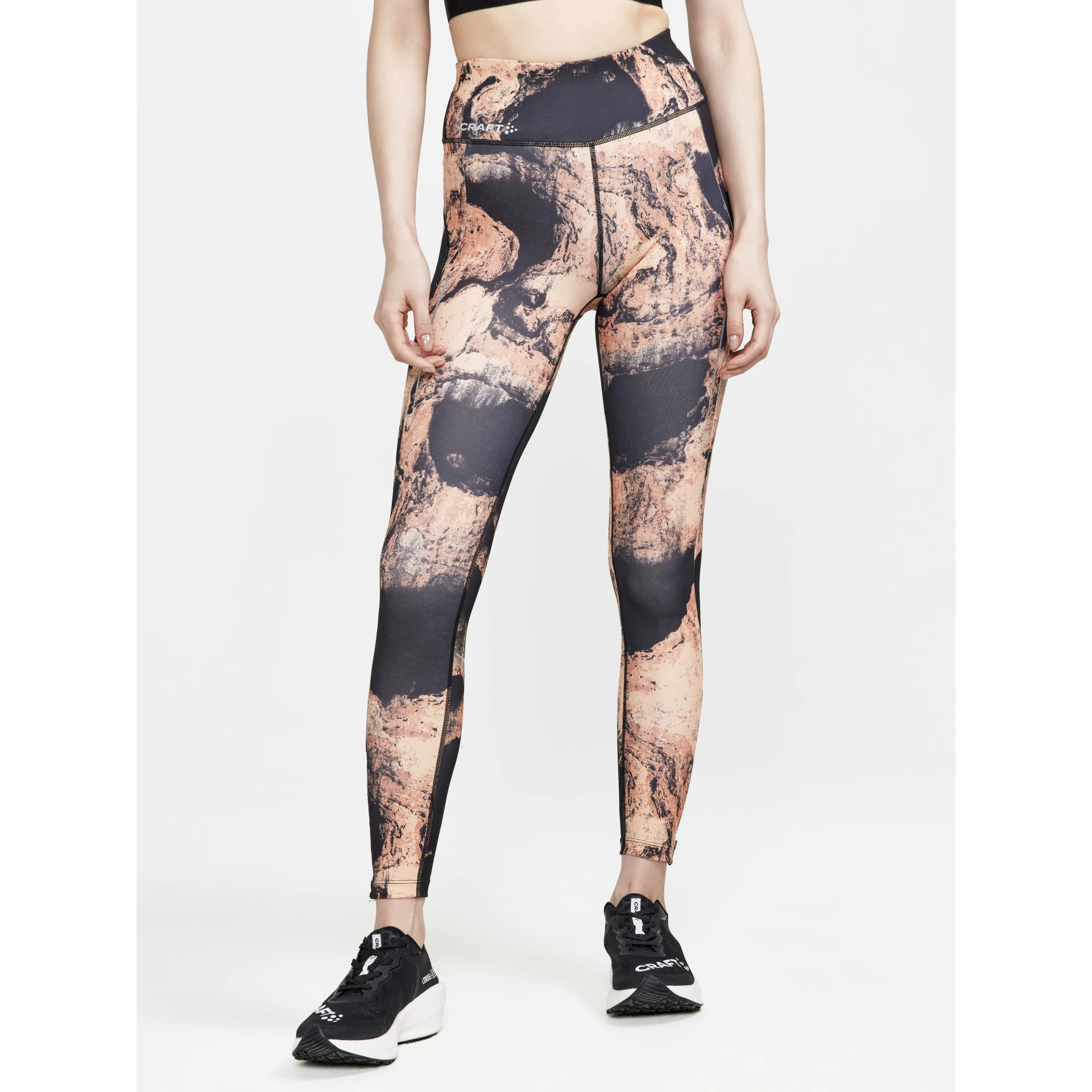 CRAFT ADV_ESSENCE_RUN_TIGHTS_W 1911917 716007 GLOW-MULTI