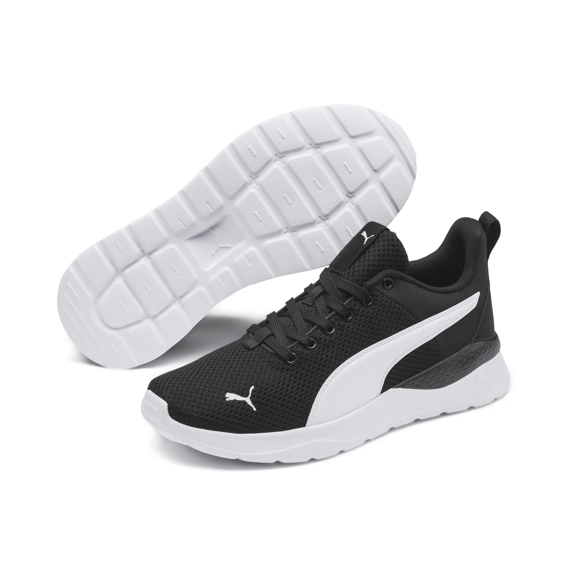 001 PUMA BLACK-PUMA WHITE