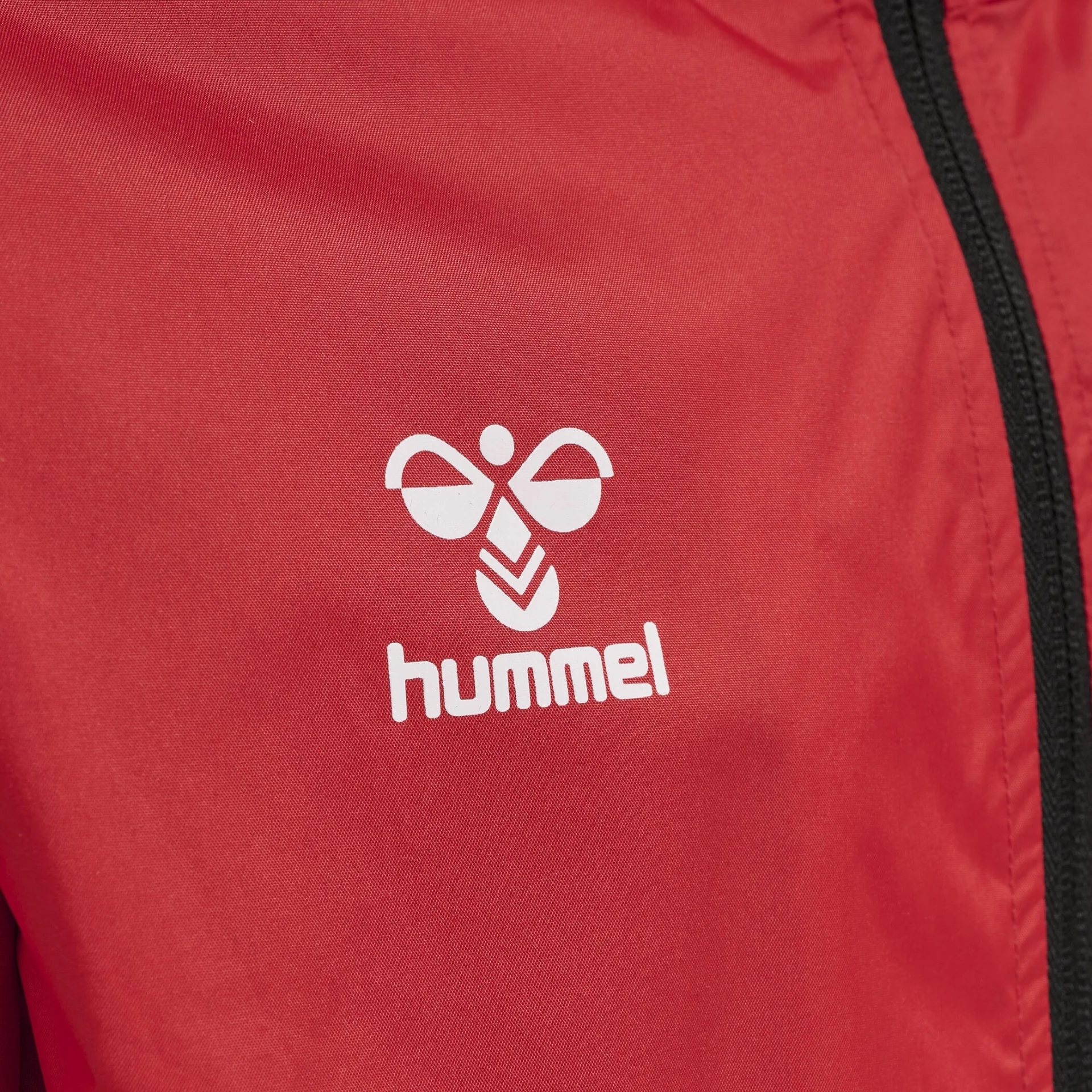 HUMMEL HUMMEL_Unisex_Kids_hmlCORE_XK_SPRAY_JACKET_KIDS 211487 3062 TRUE RED