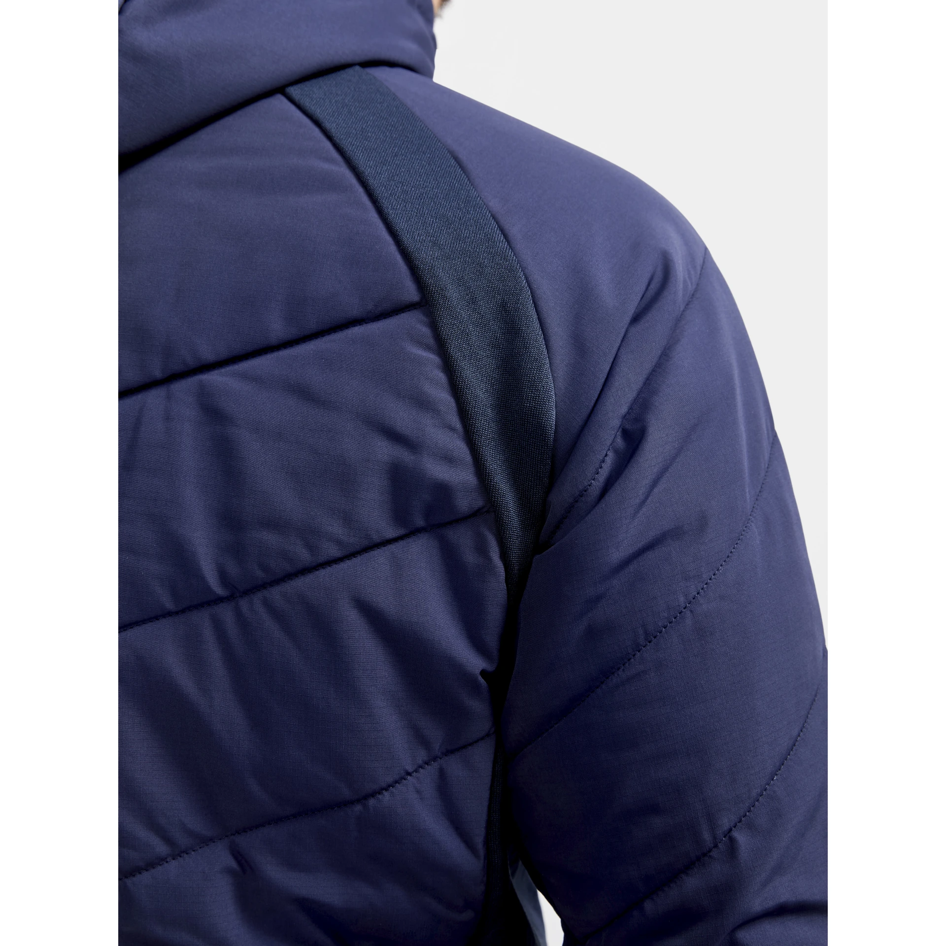 CRAFT ADV_Explore_Hybrid_Jacket_M 1911890 396000 BLAZE