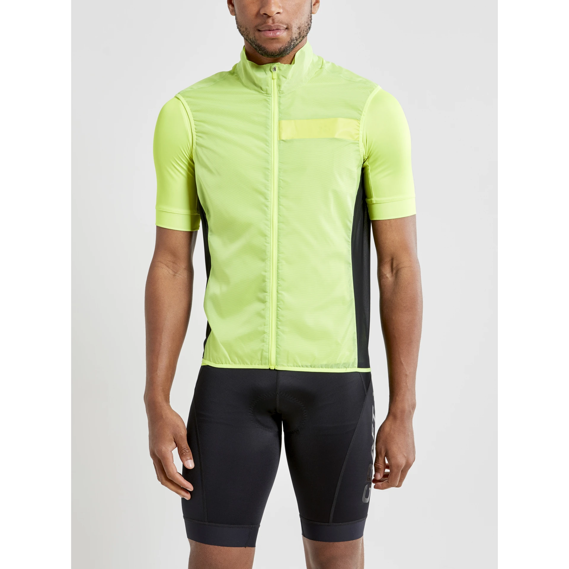 CRAFT Adv_Essence_Light_Wind_Vest_M 1908814 851000 FLUMINO