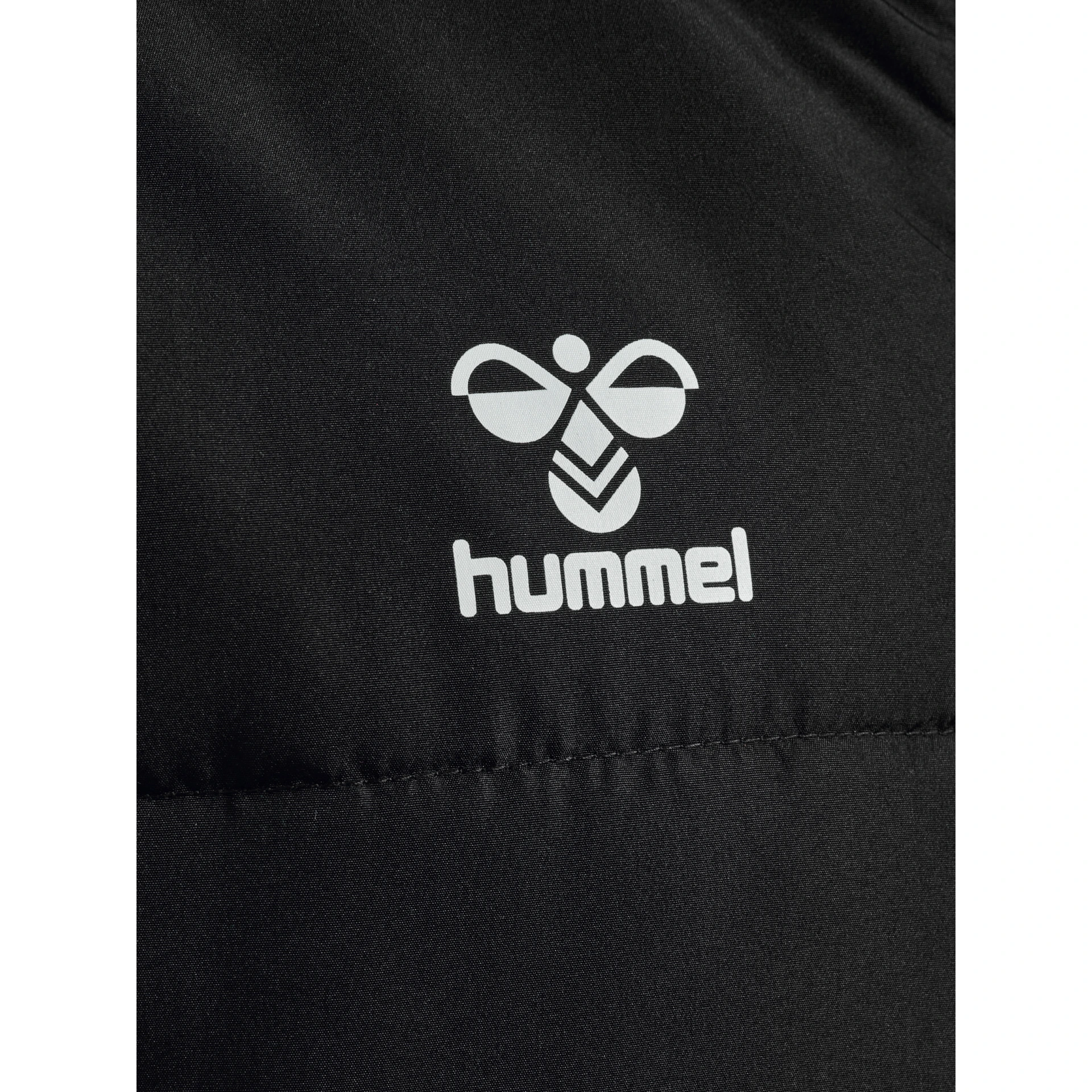 HUMMEL hmlESSENTIAL_SHORT_BENCH_JKT_KIDS 224555 2001 BLACK