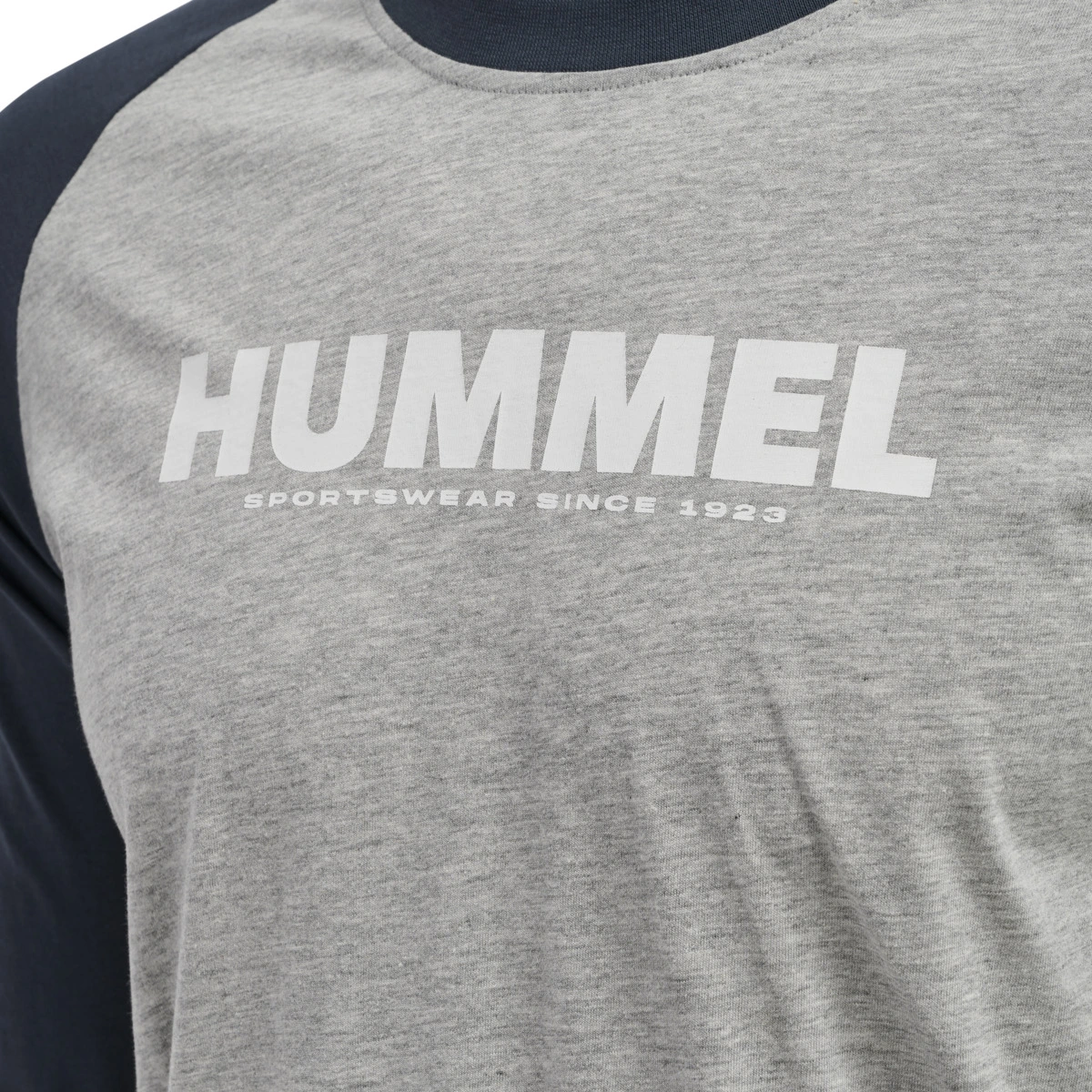 HUMMEL HUMMEL_Herren_Shirt_hmlLEGACY_BLOCKED_T_SHIRT_L_S 212874 7429 BLUE NIGHTS